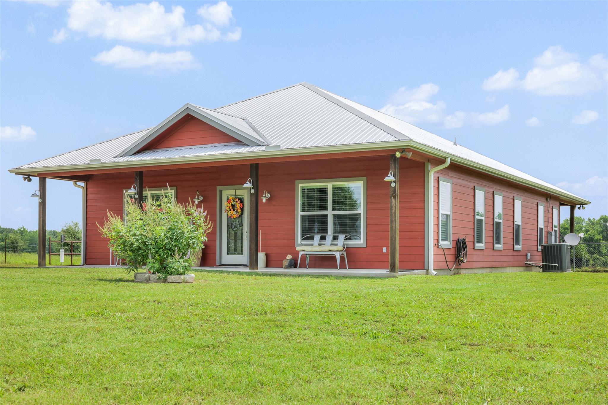 1122 County Road 344 Rd, Lexington, TX, 78947