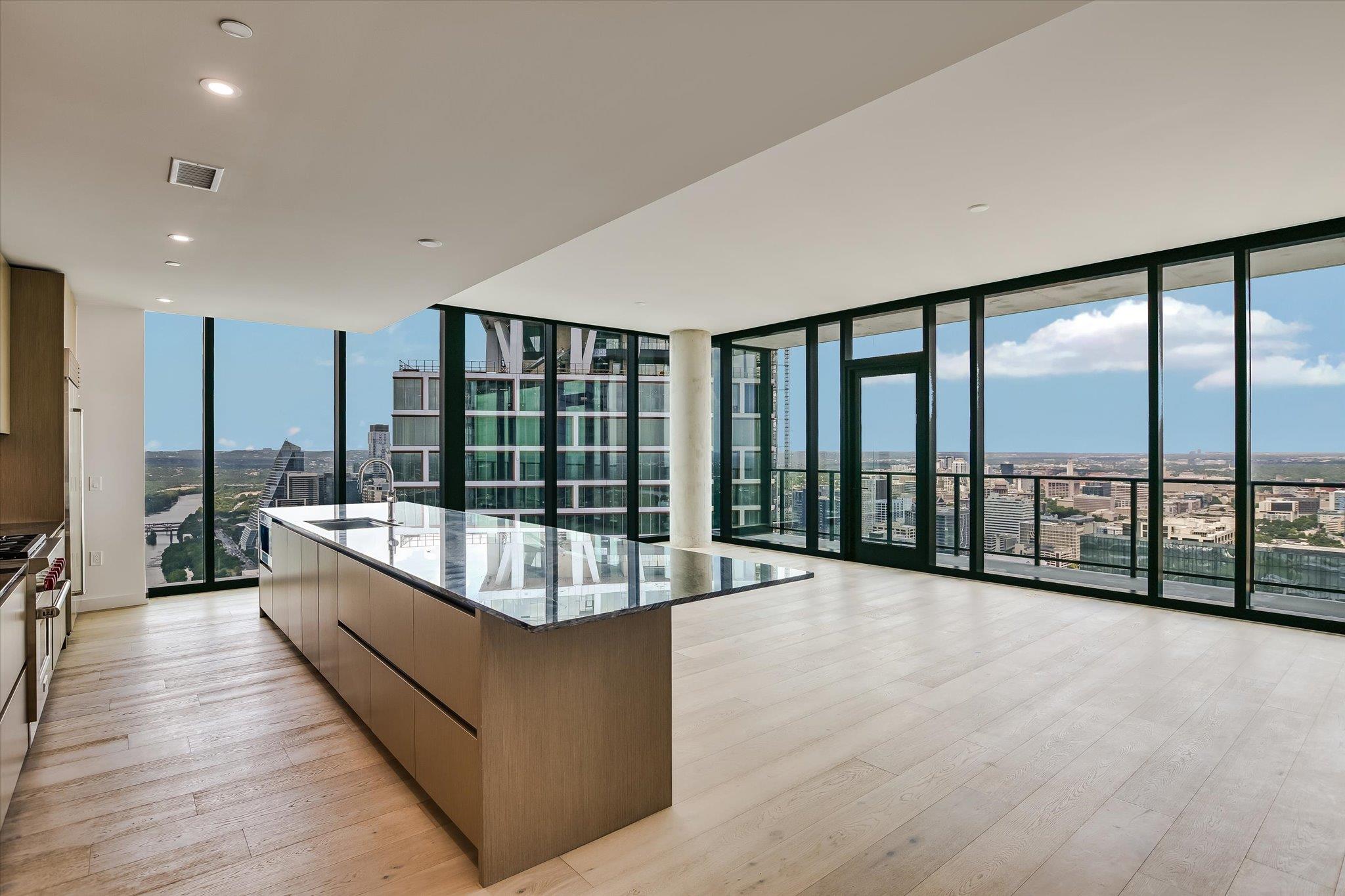 610  Davis St  #4704, Austin, TX, 78701