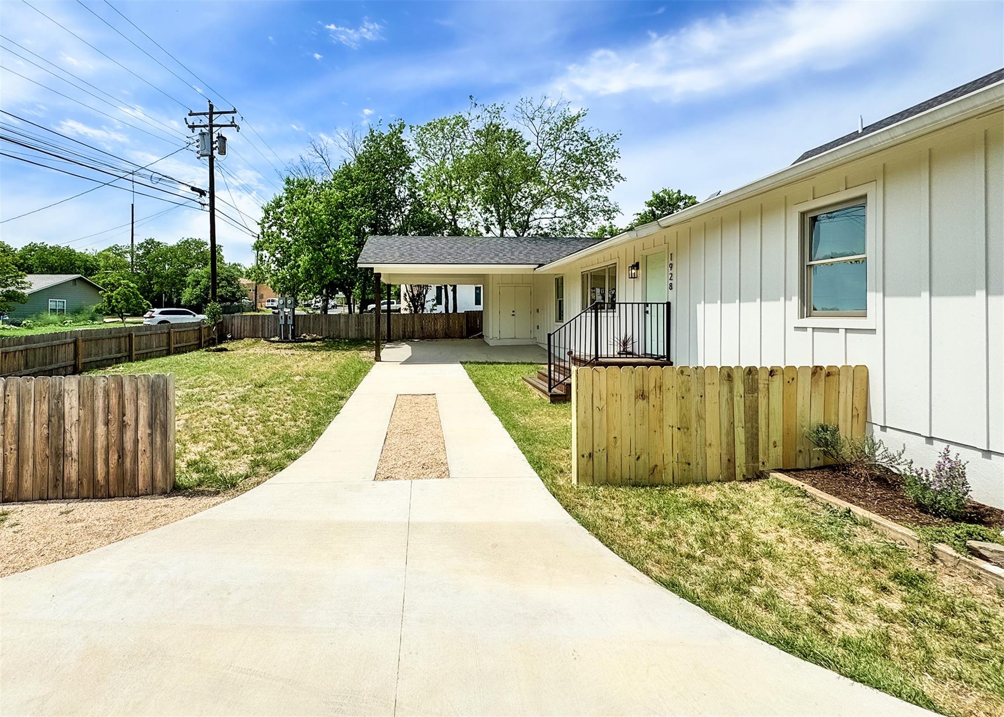 1928 Miles Ave #1, Austin, TX, 78745