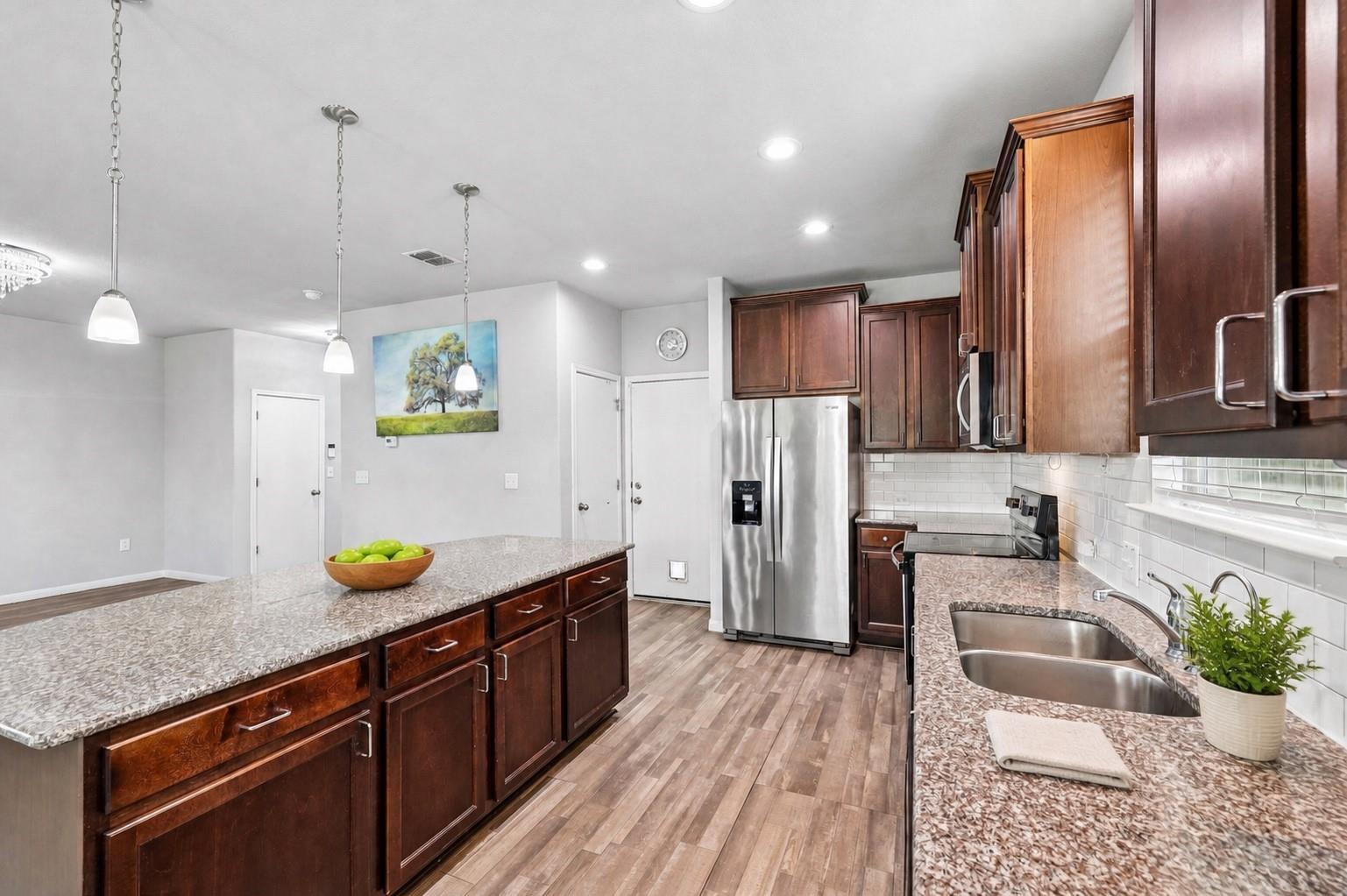 387 Guemal Rd, Buda, TX, 78610