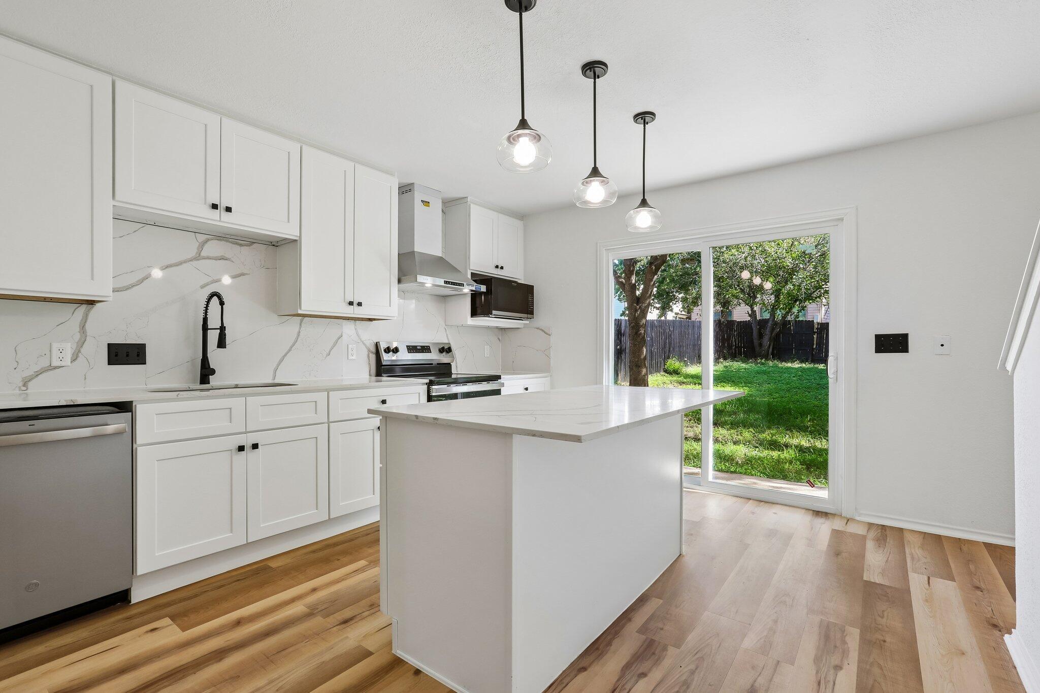 4504 Lyra Cir, Austin, TX, 78744