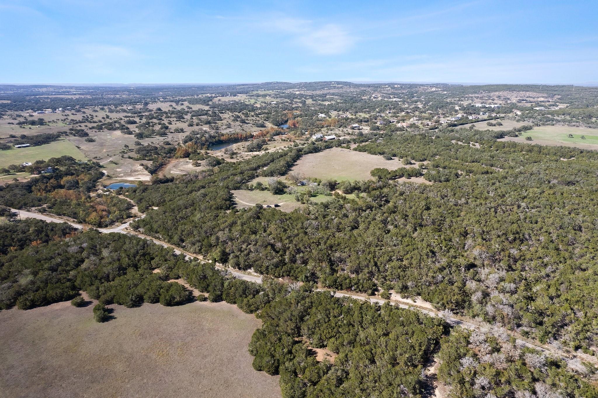 815 Holder Ln, Dripping Springs, TX, 78620
