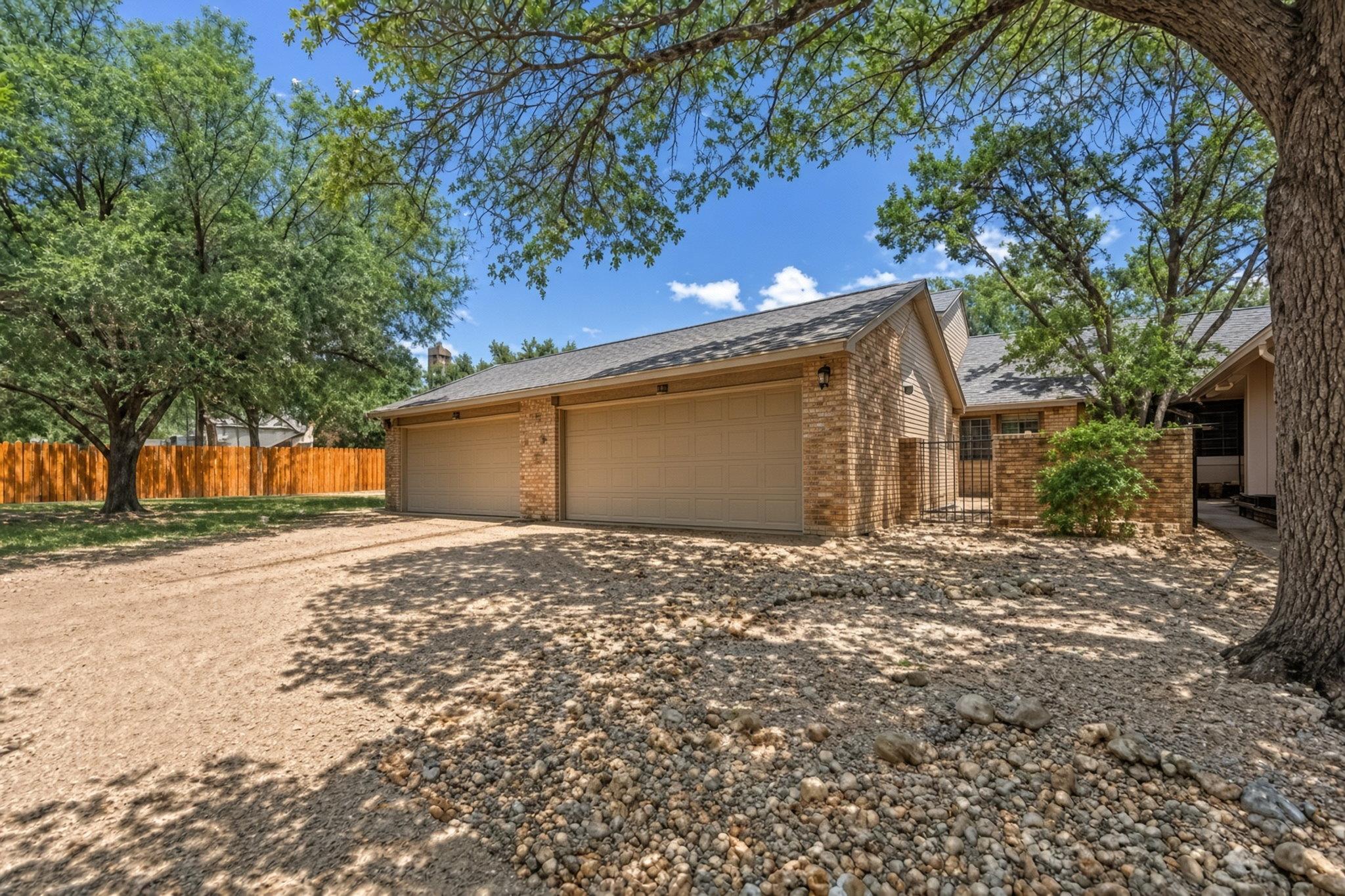 7205  Waldon Dr  #N208, Austin, TX, 78750