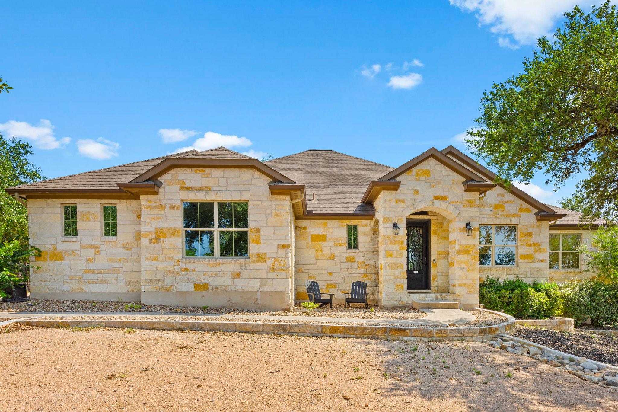 224 Magnolia Blossom Cv, Driftwood, TX, 78619