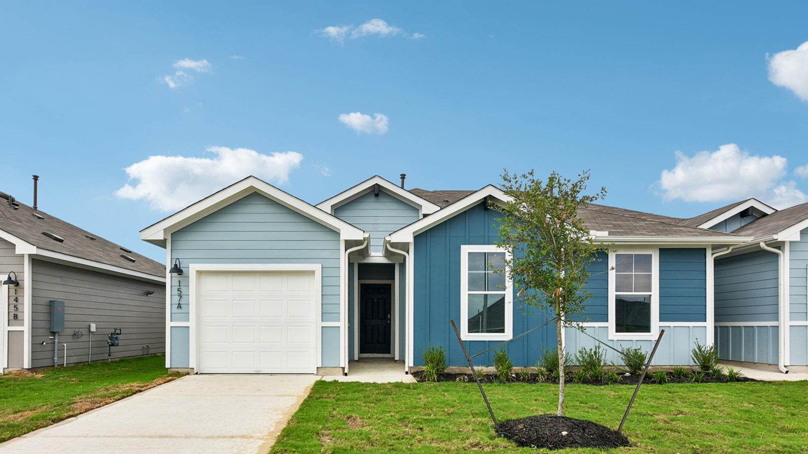157A  Harrison Xing, Uhland, TX, 78640