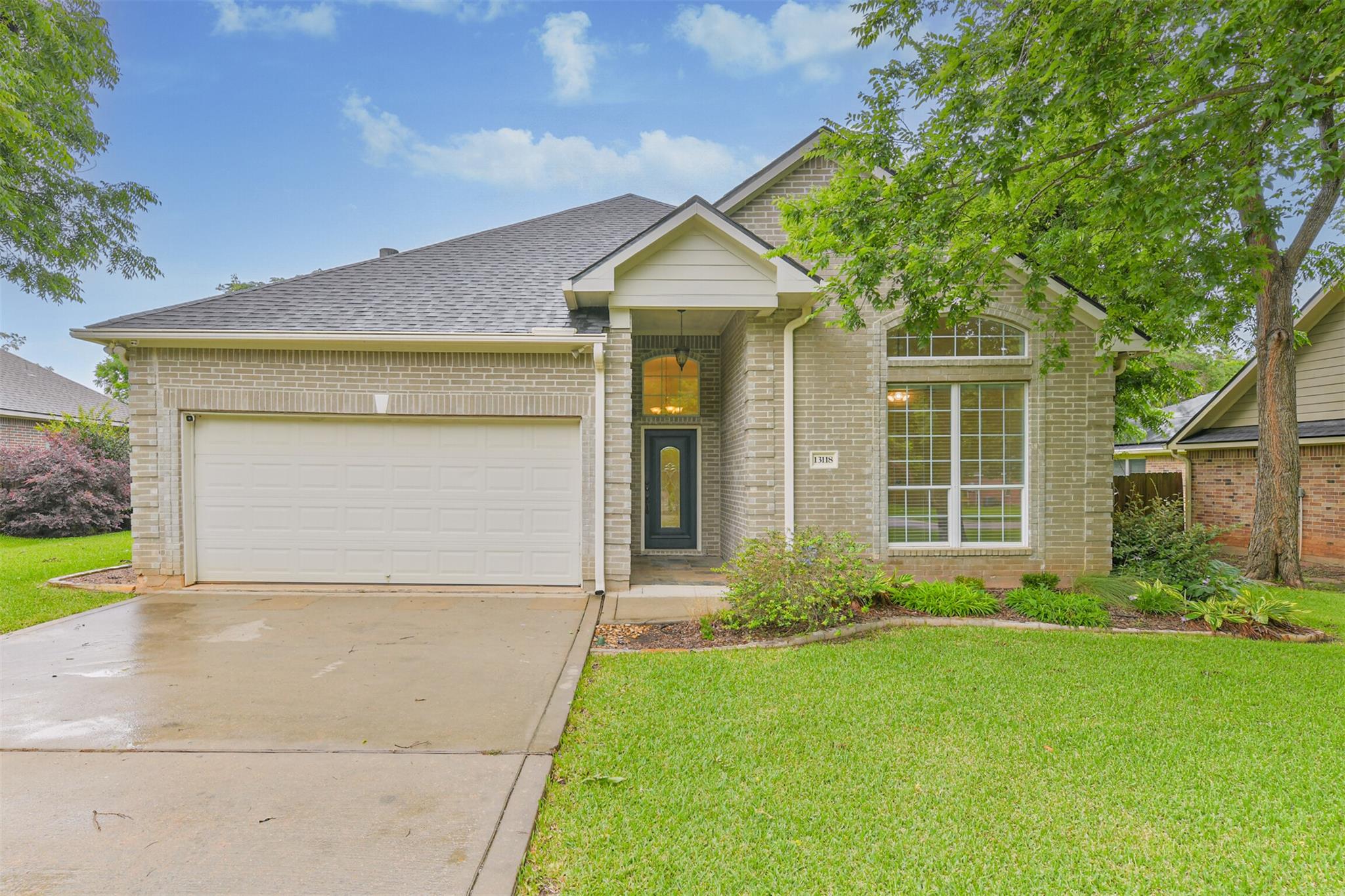 13118 Lazy Ln, Willis, TX, 77318