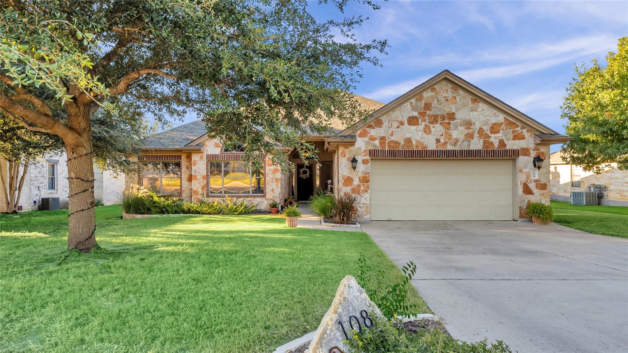 108 Natalies Pt, Burnet, TX, 78611
