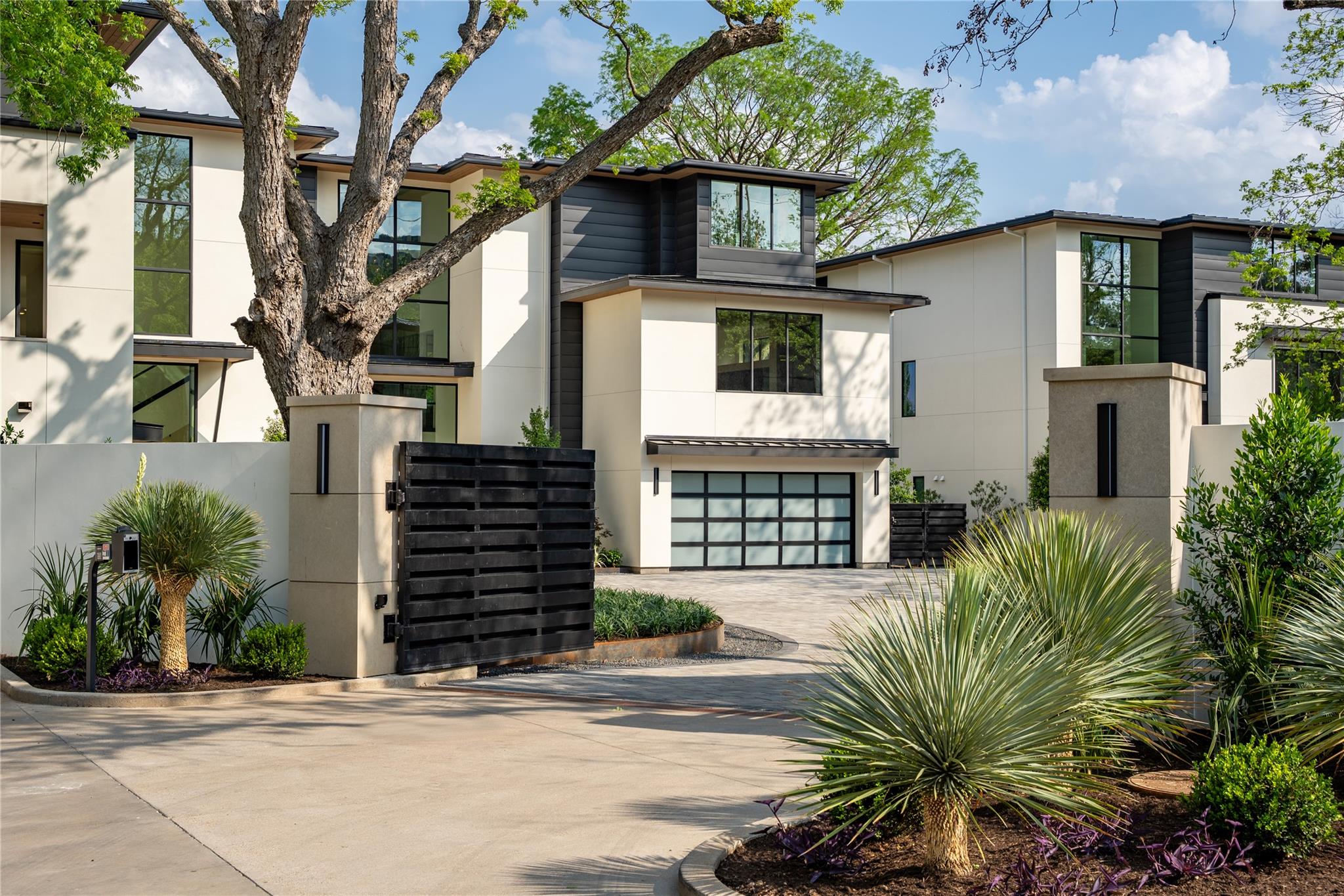 2503  Westlake Dr  #301, Austin, TX, 78746