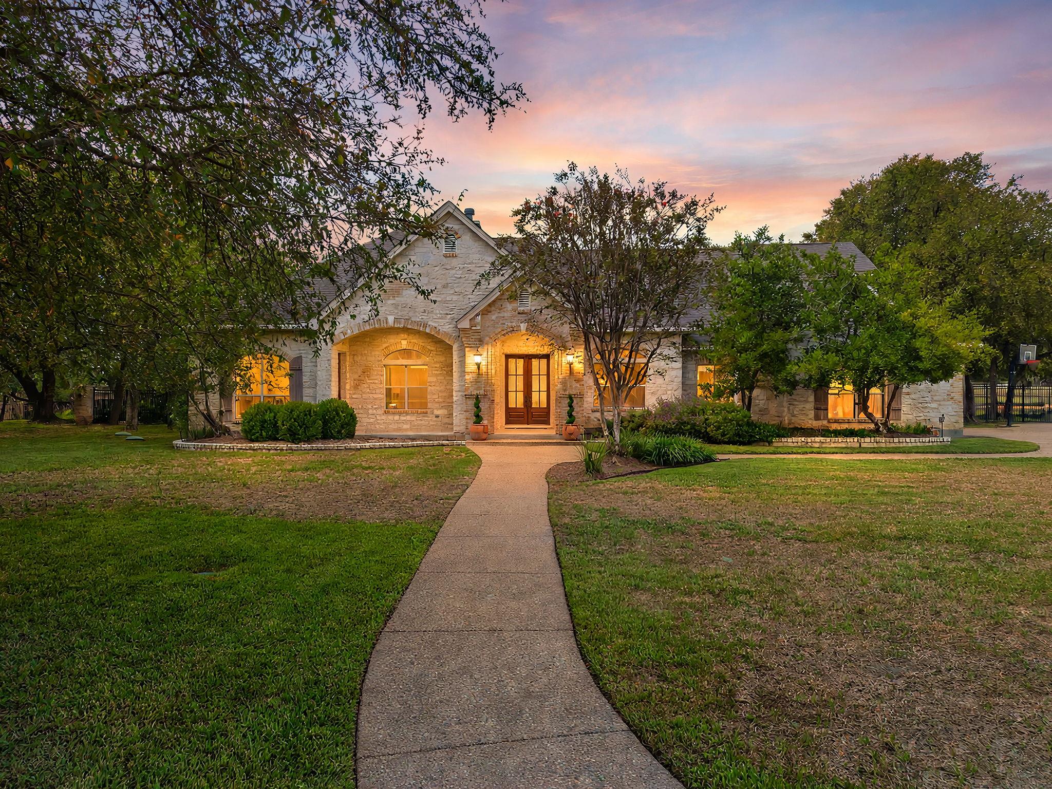 701 Highland Spring Ln, Georgetown, TX, 78633
