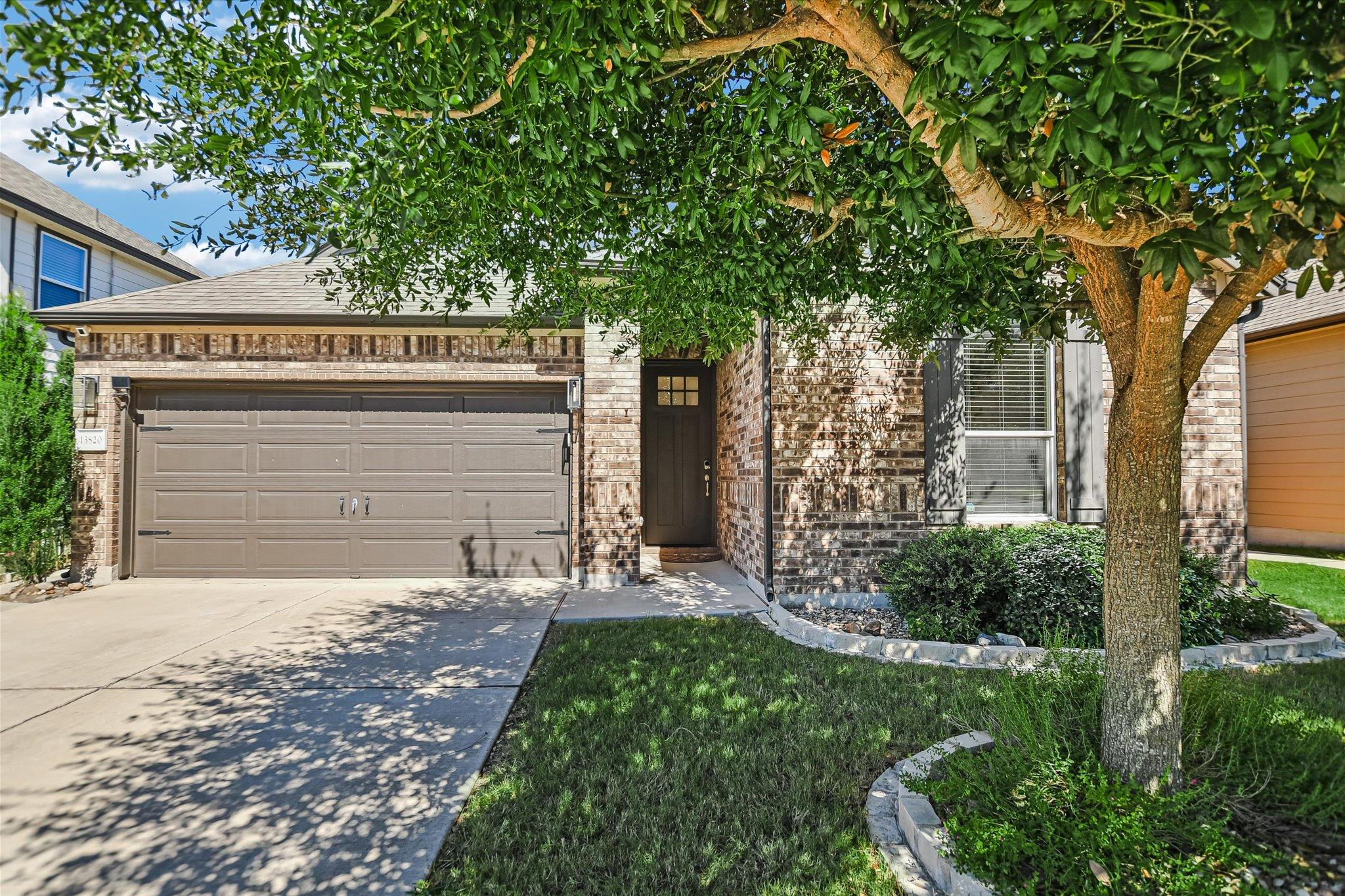 13820 Lyndon B Johnson St, Manor, TX, 78653