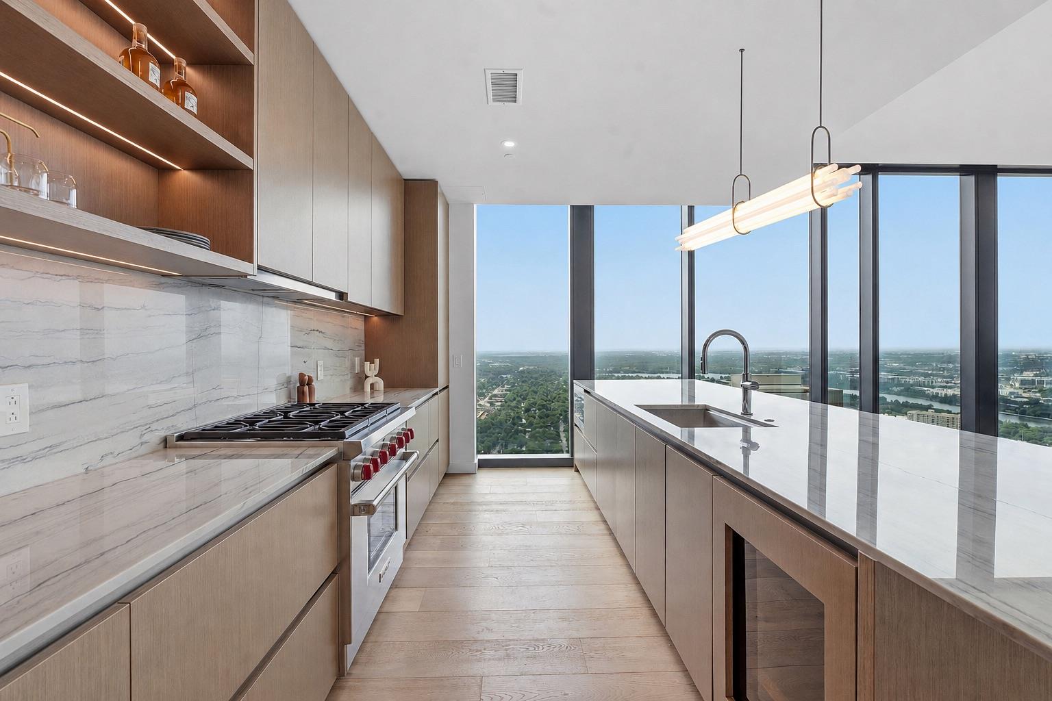 610 Davis St #4301, Austin, TX, 78701