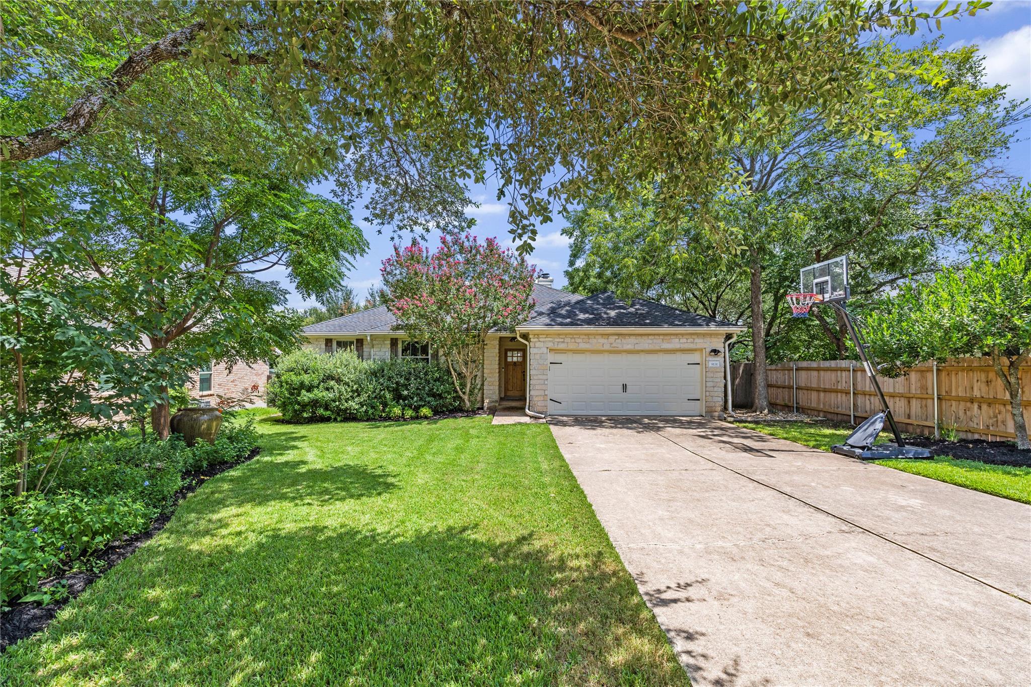 9131 Edwardson Ln, Austin, TX, 78749