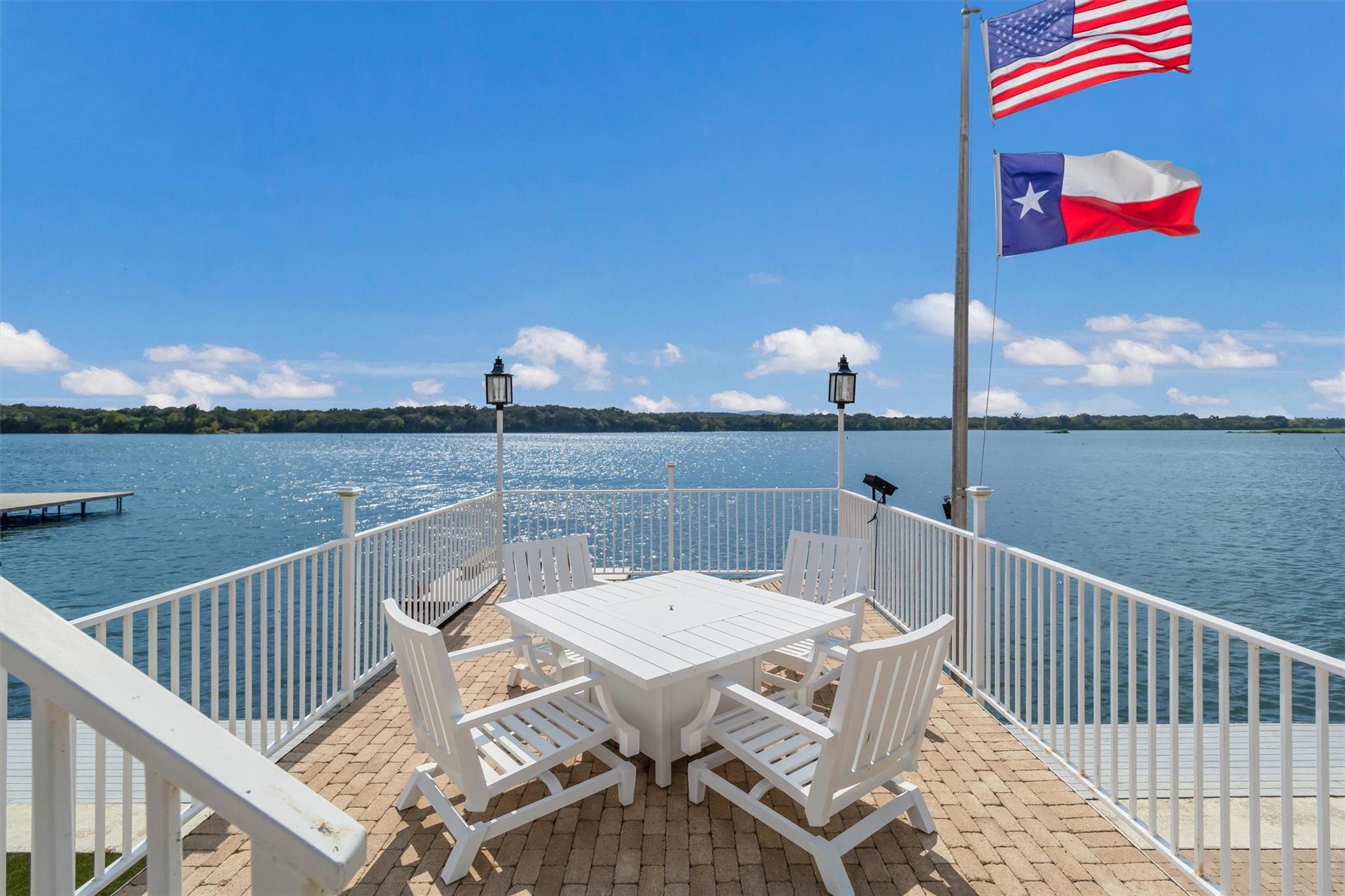 100 S Waterway Dr, Kingsland, TX, 78639