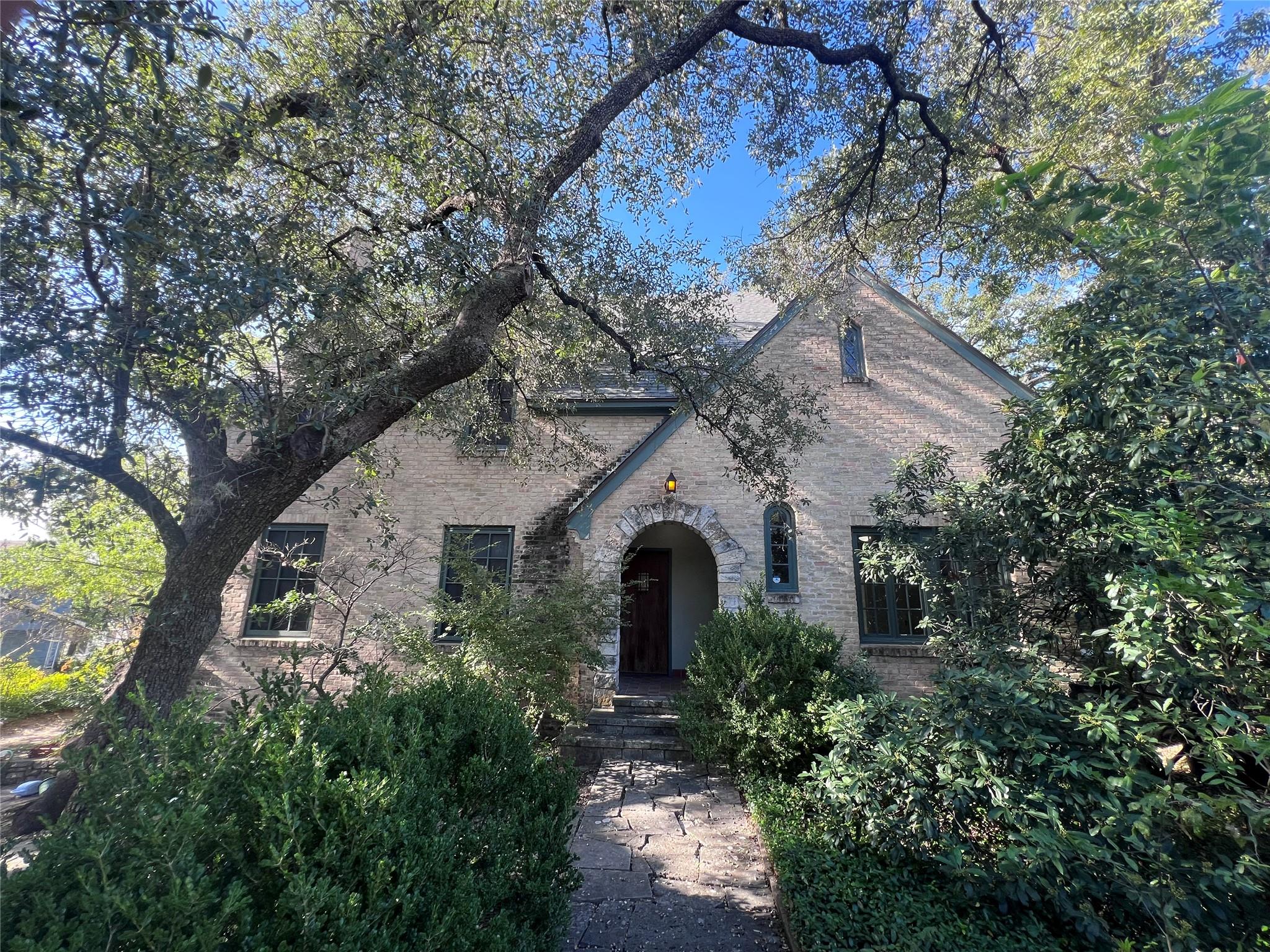311 Moore Blvd #A, Austin, TX, 78705