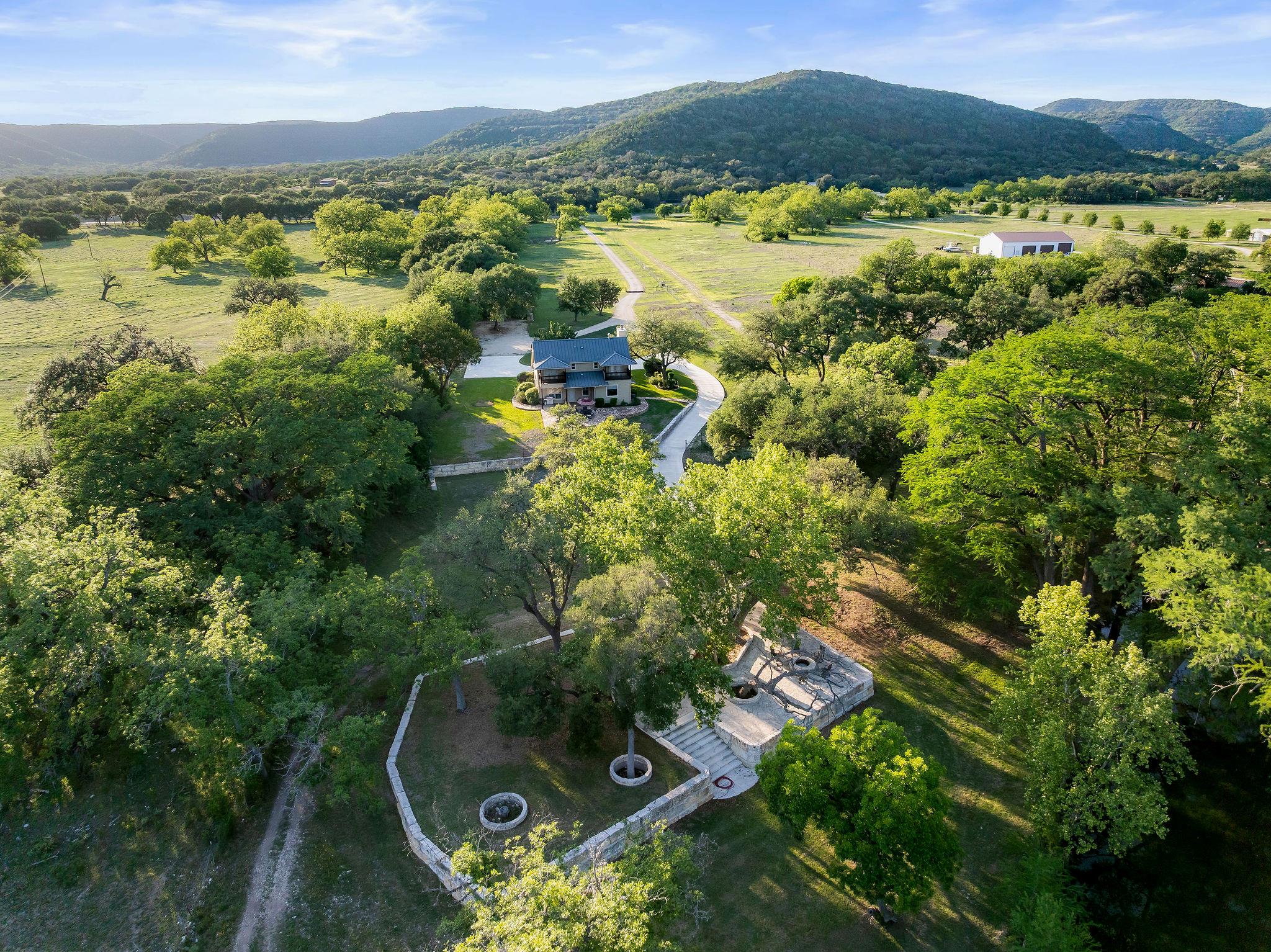 4292 N Us 83 Hwy, Leakey, TX, 78873