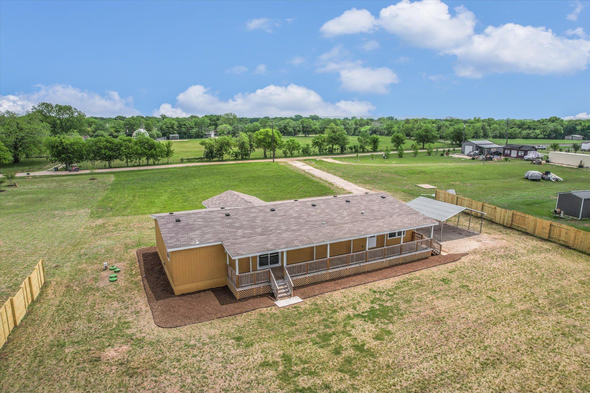 202 Lazy River Ln, Elgin, TX, 78621