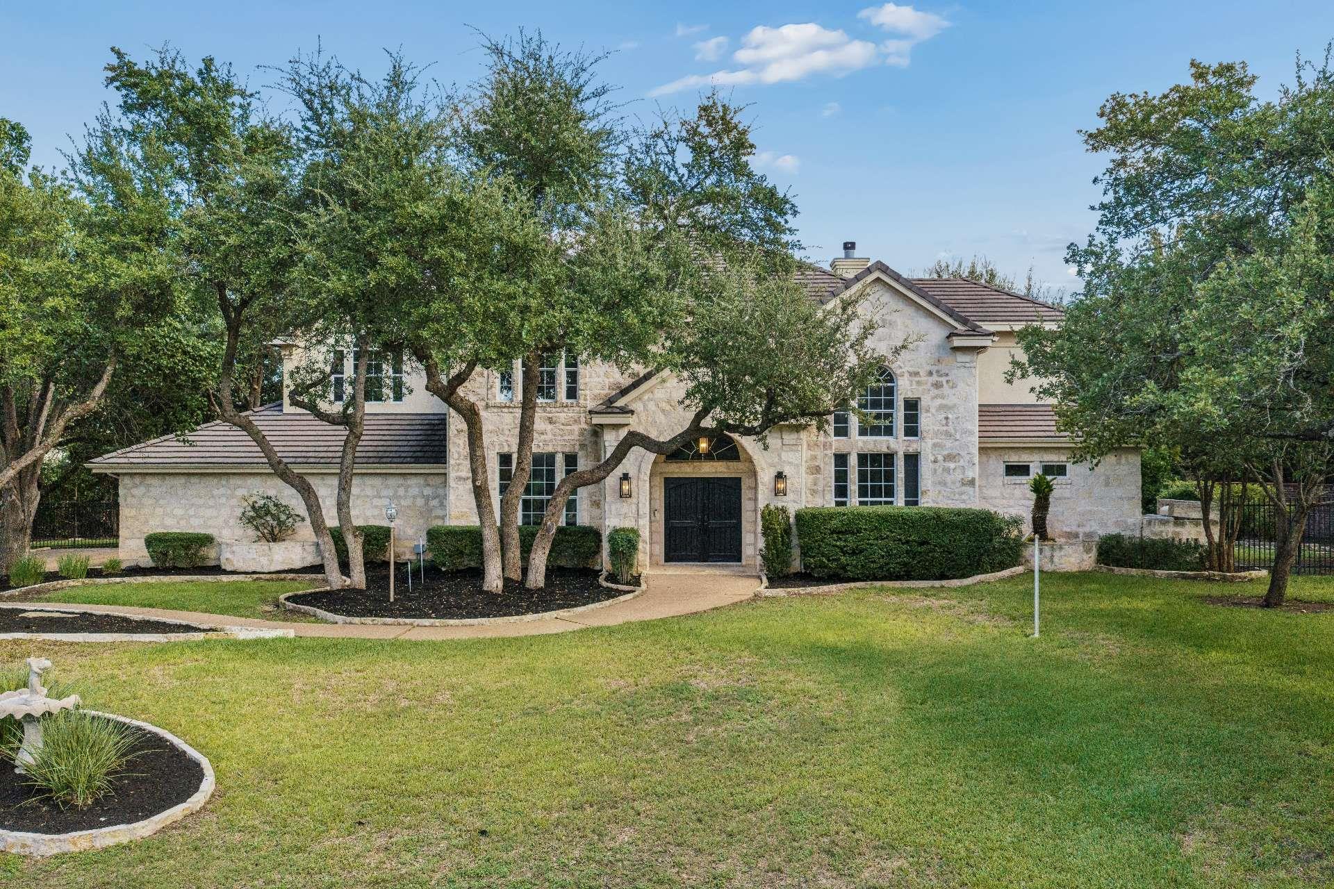 4  Mayleaf Cv, The Hills, TX, 78738