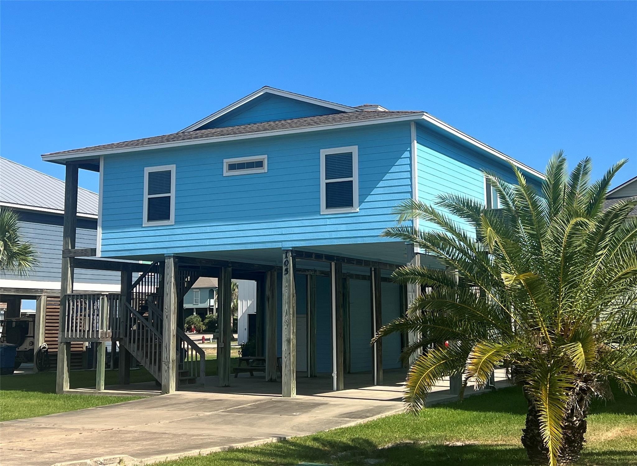 105 Pelican St, Port O'Connor, TX, 77982
