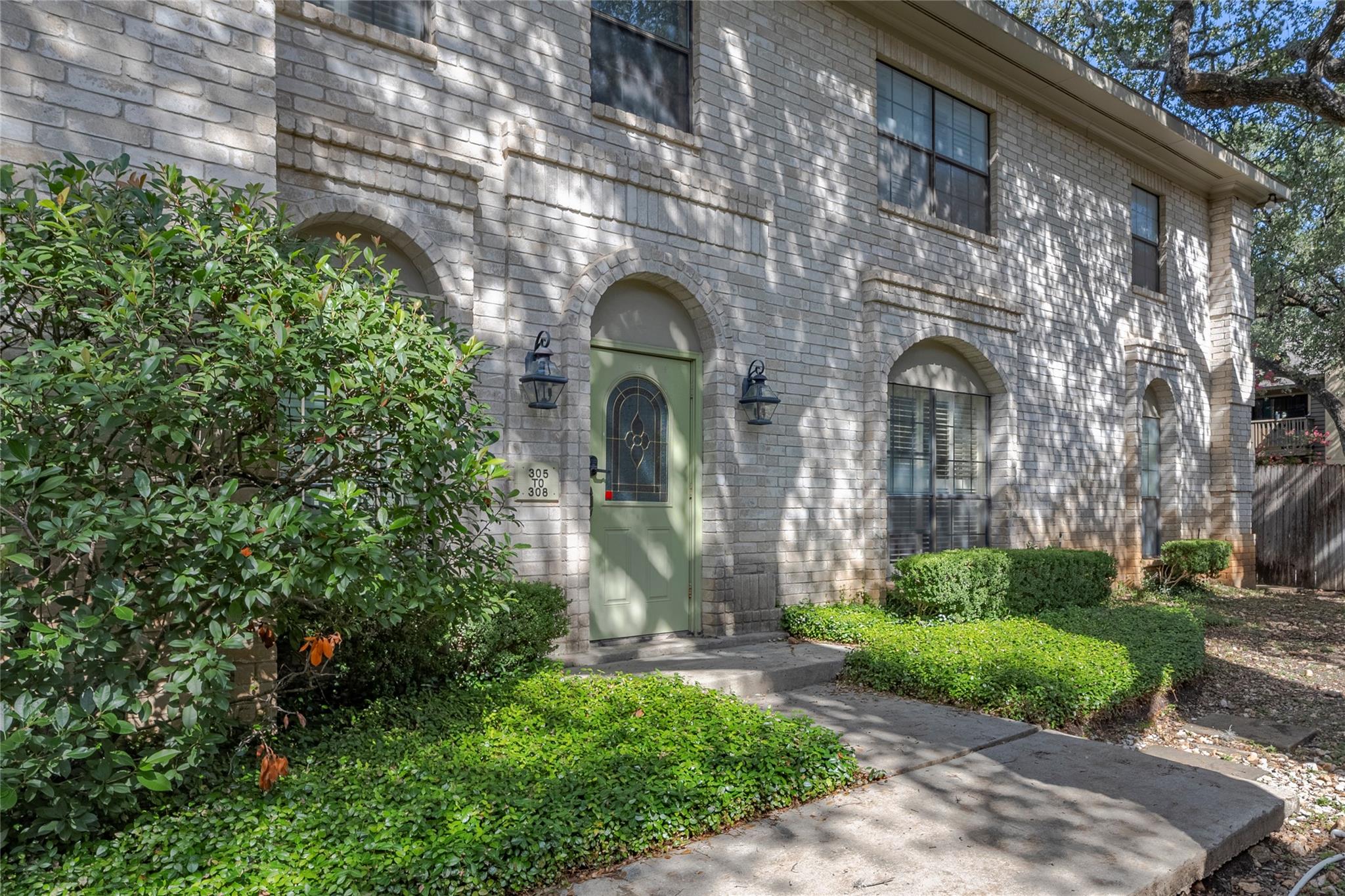 8415 Fredericksburg Rd #306, San Antonio, TX, 78229