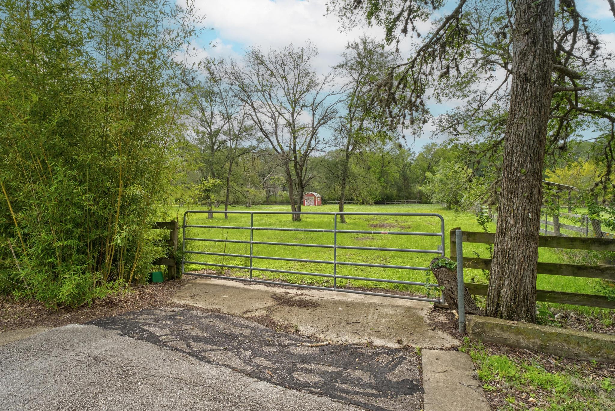 7  Pillow Rd, Sunset Valley, TX, 78745