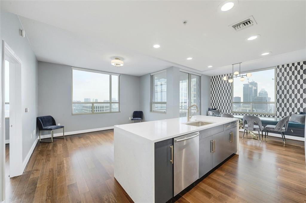 300  Bowie St  #2301, Austin, TX, 78703