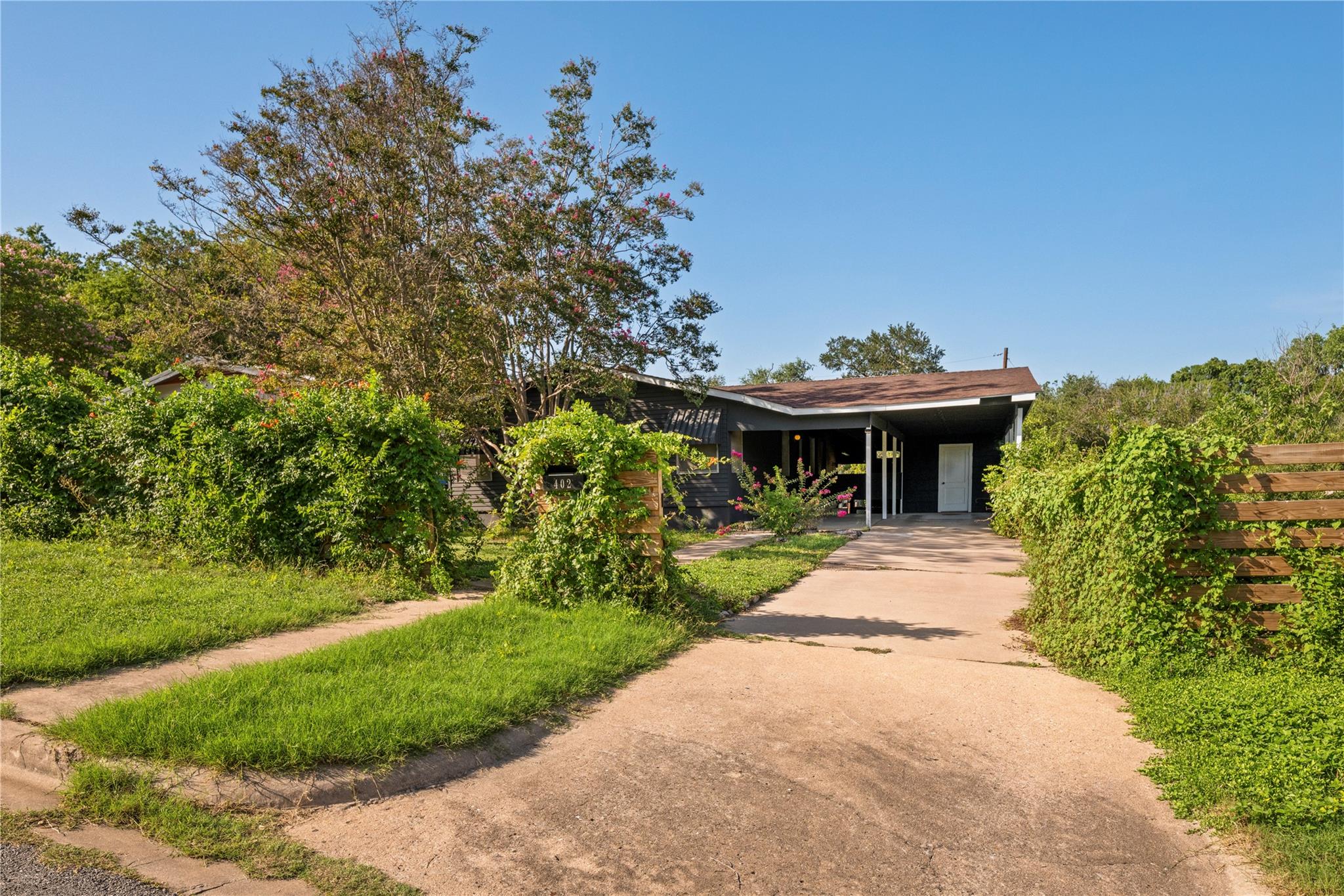 402 Philco Dr, Austin, TX, 78745