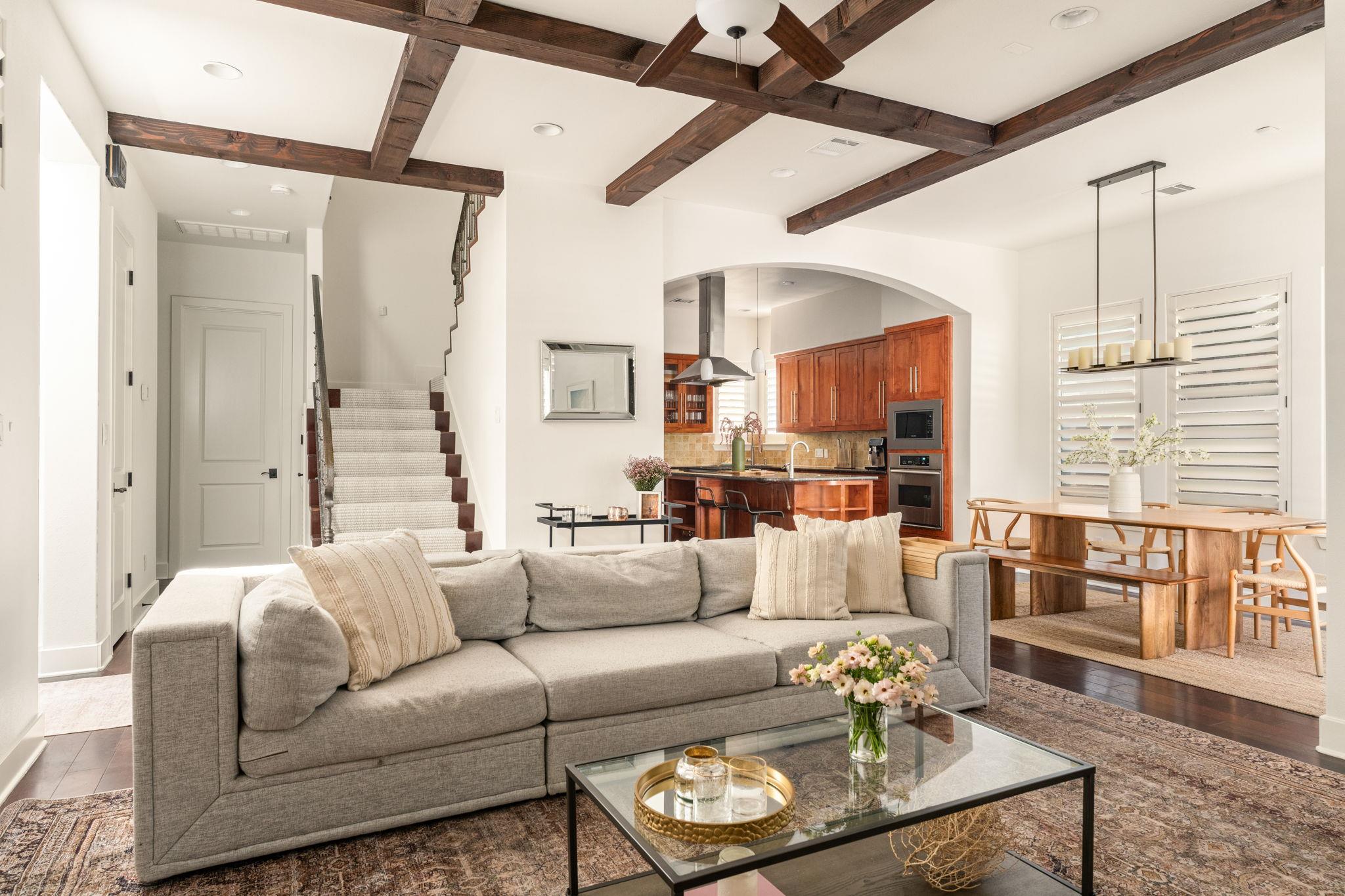 2324  Kinney Rd, Austin, TX, 78704