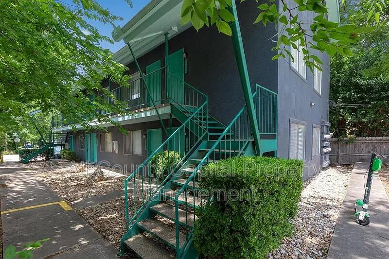 502 W 35th St #105, Austin, TX, 78705