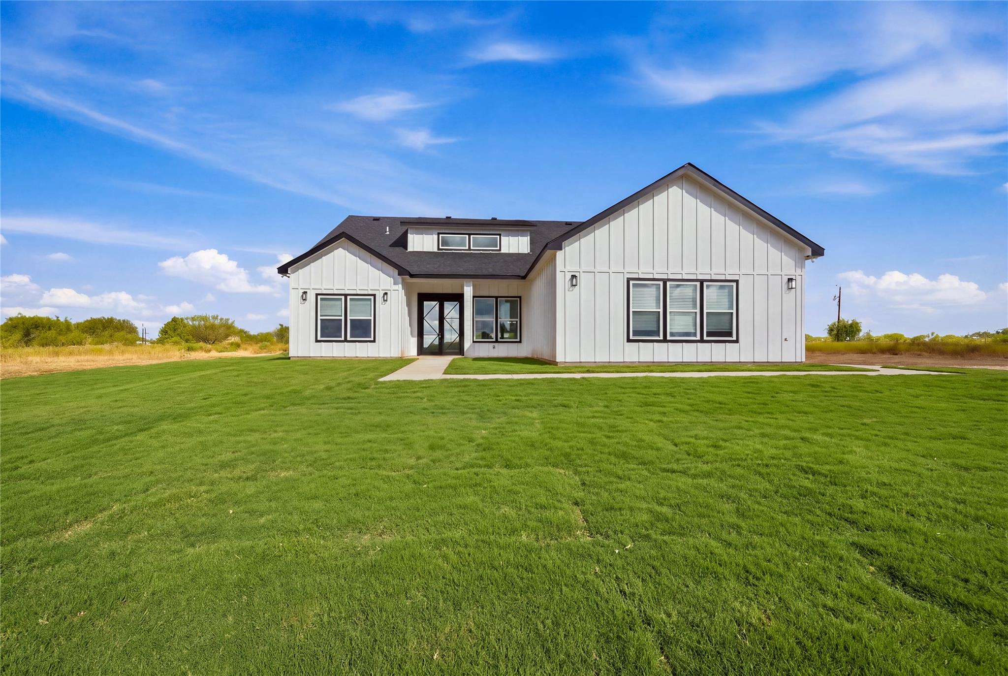 553 County Road 422 None, Stockdale, TX, 78160