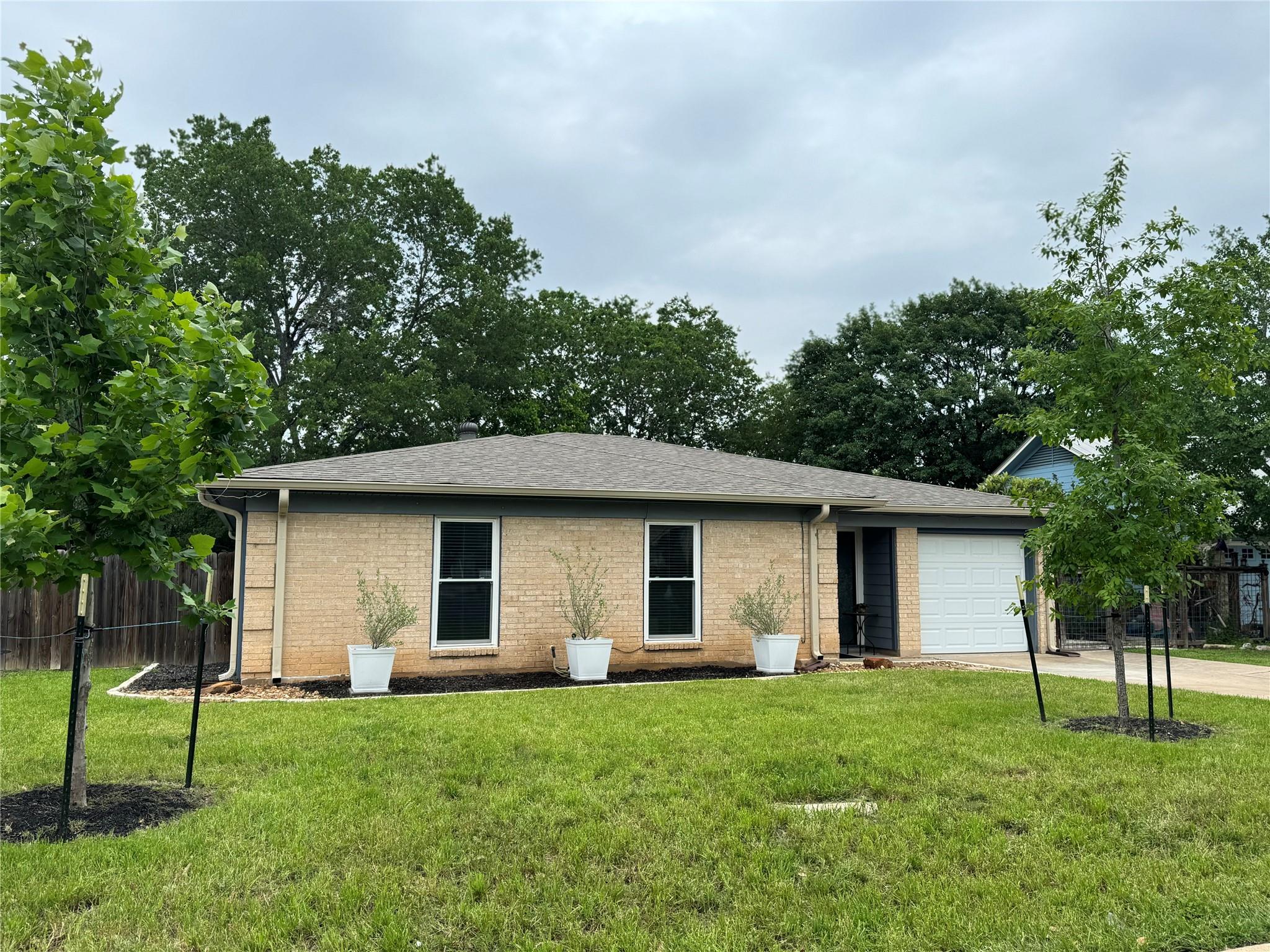 504 Heartwood Dr, Austin, TX, 78745