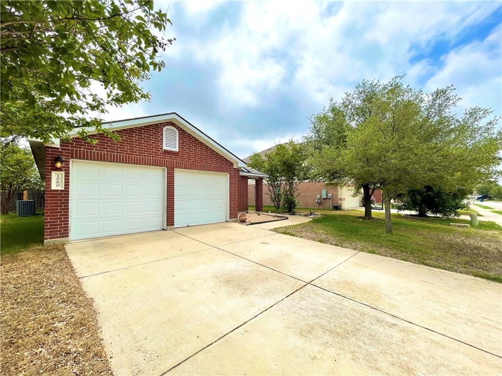 1060 W South St, Leander, TX, 78641