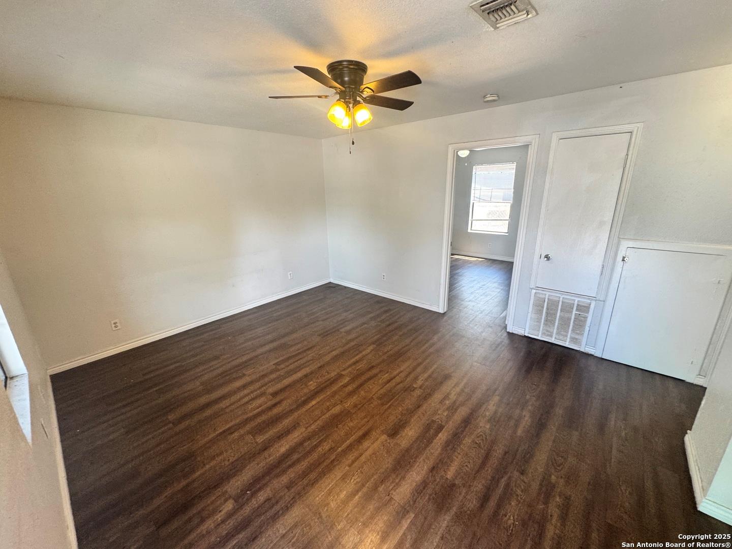 830 W Hutchins Pl #3, San Antonio, TX, 78221