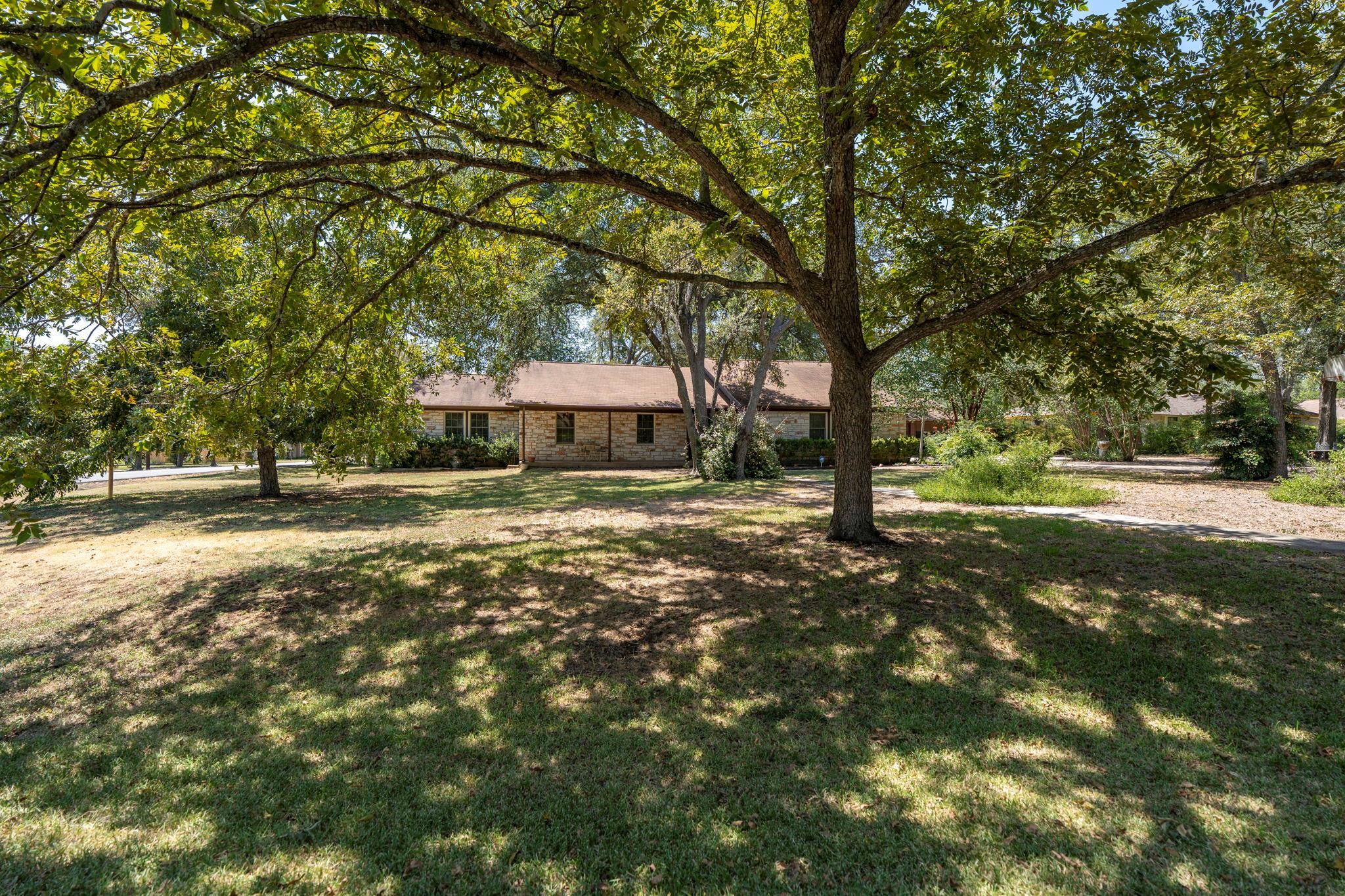 315 Caracara Dr, Buda, TX, 78610