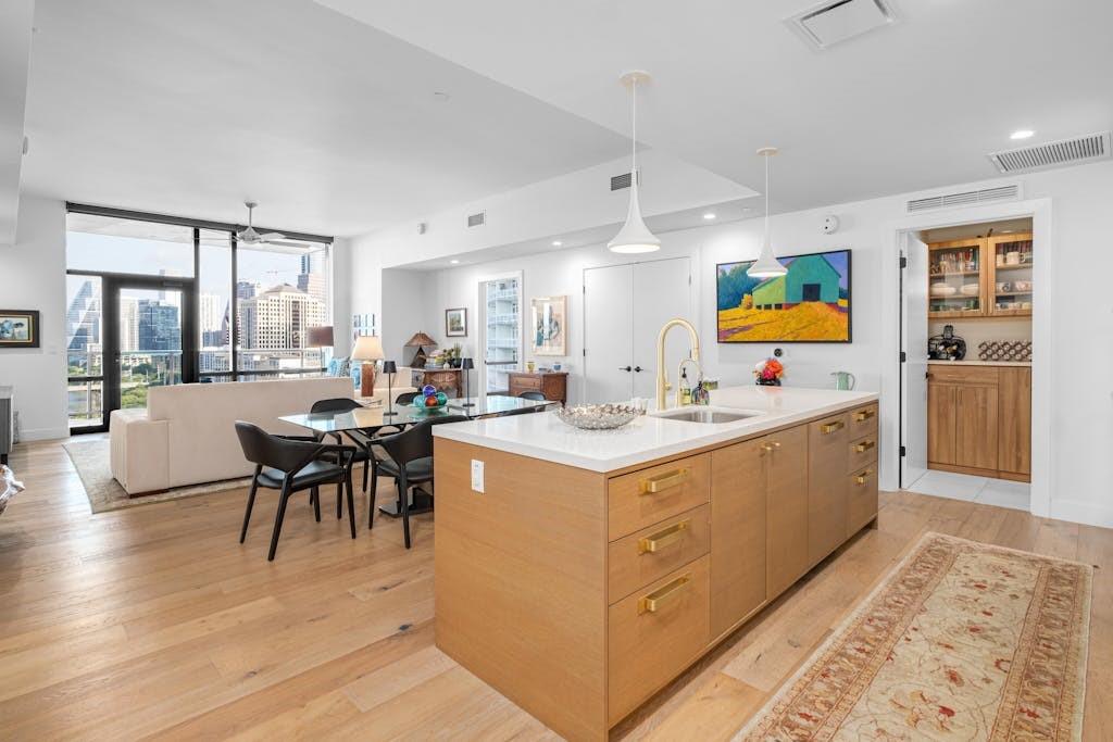 70  Rainey St  #1306, Austin, TX, 78701