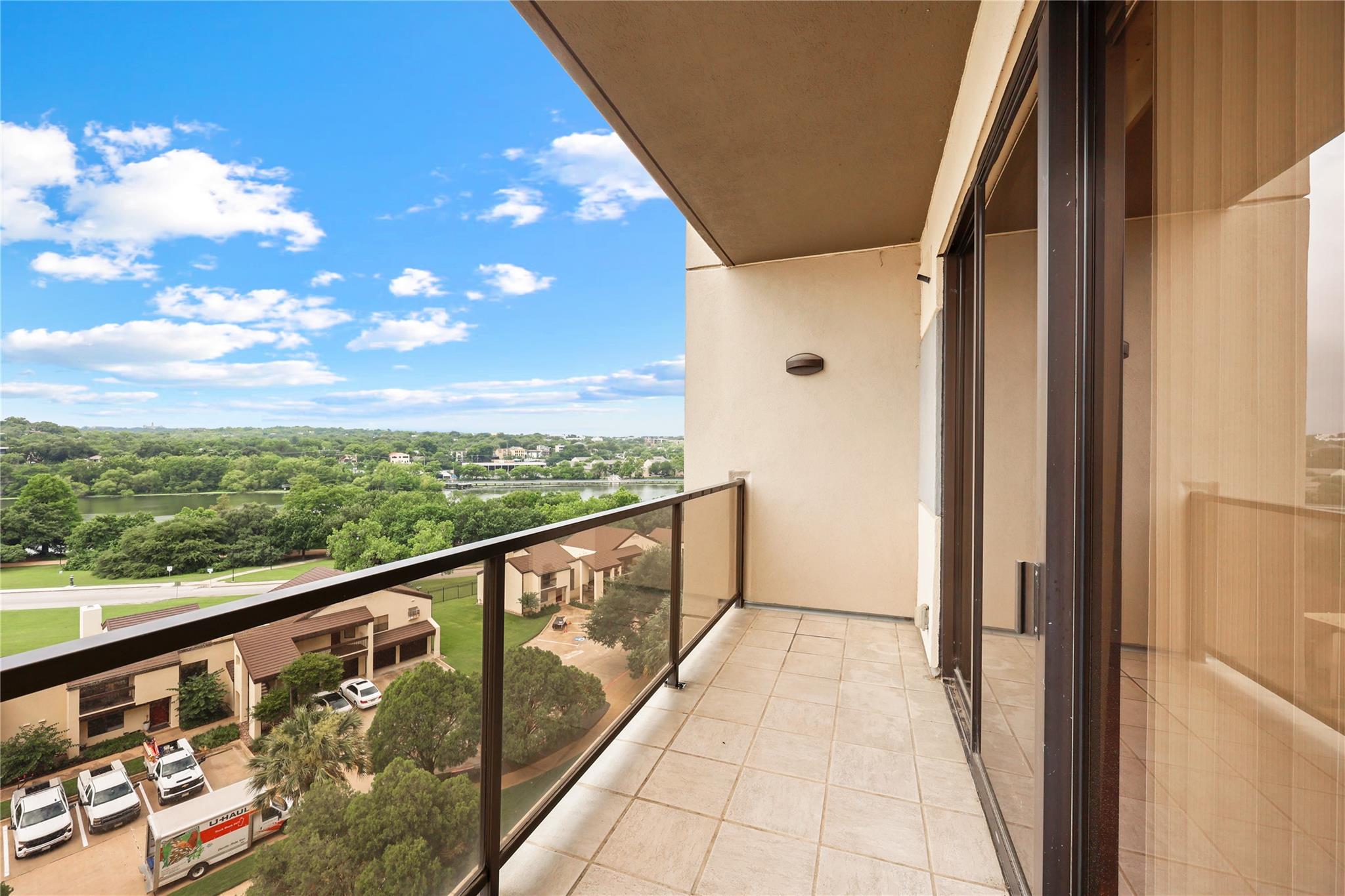 40 N Interstate 35 Hwy  #8C4, Austin, TX, 78701
