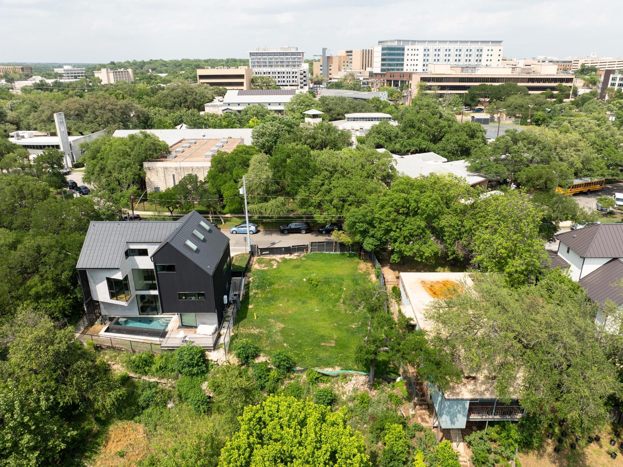 1113 W 31 St, Austin, TX, 78705