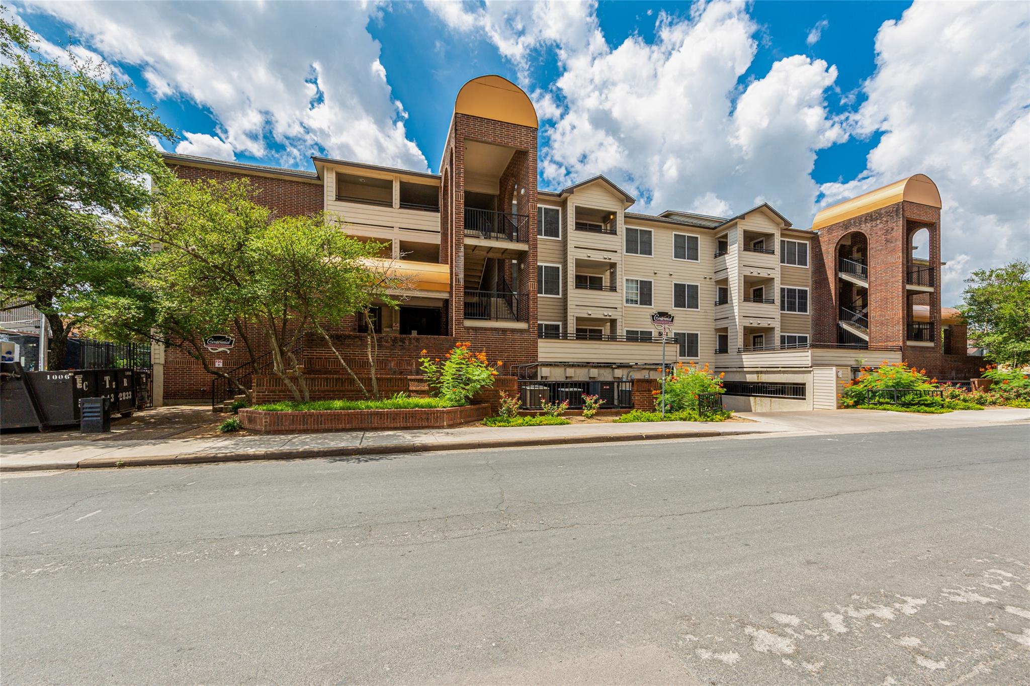 501 W 26th St #103, Austin, TX, 78705