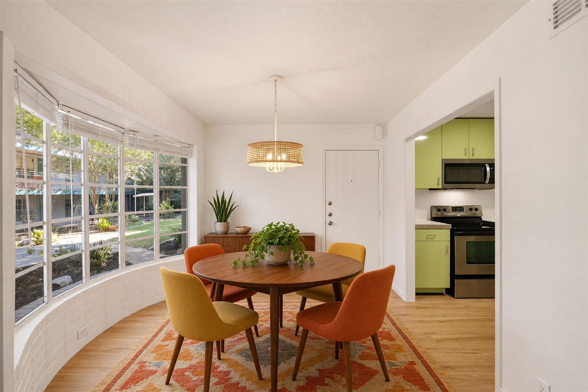 300  Crockett St  #119, Austin, TX, 78704