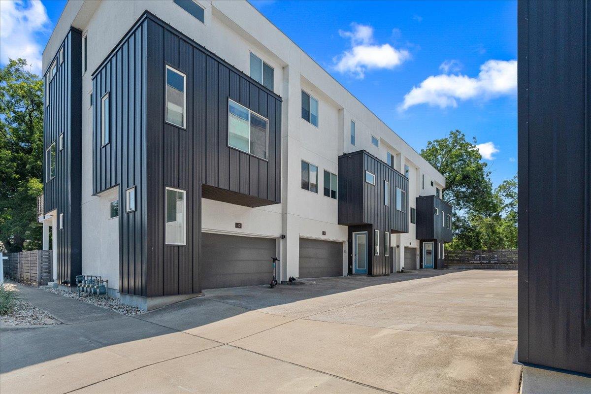 1801 E 2nd St #8, Austin, TX, 78702
