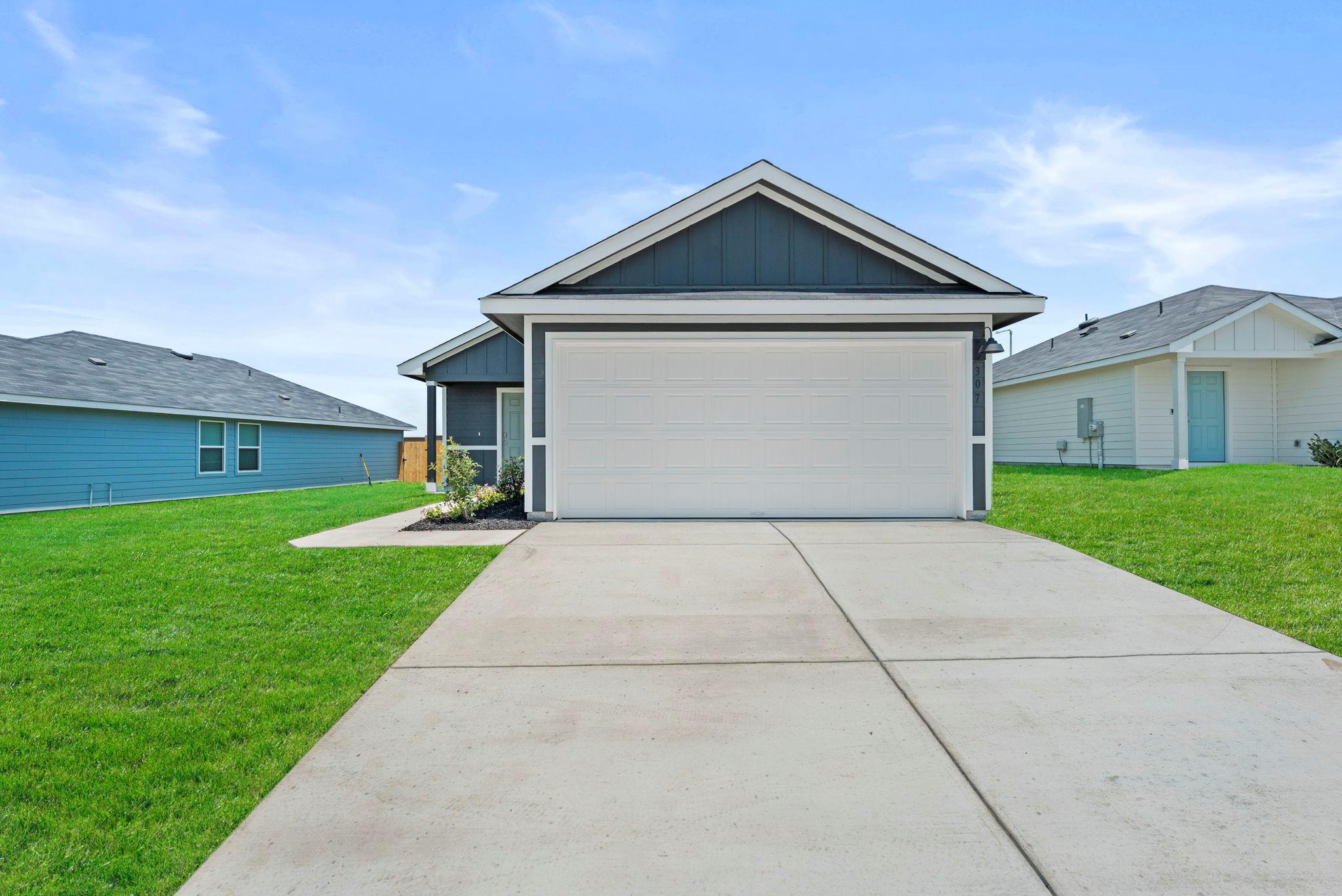 307 Wild Goose Dr, Luling, TX, 78648
