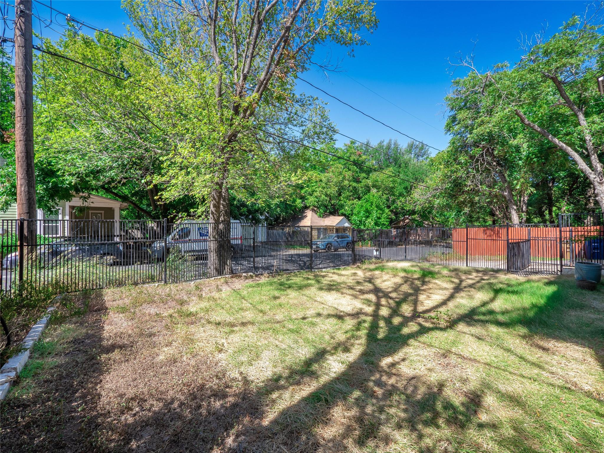 108 E 46th St, Austin, TX, 78751