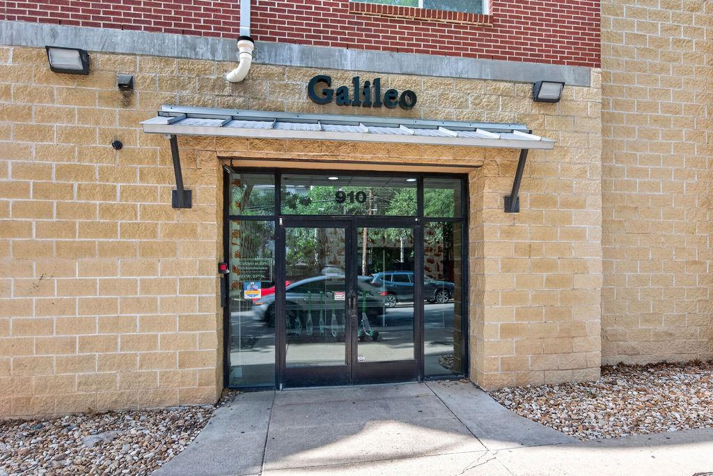 910 W 25th St #406, Austin, TX, 78705