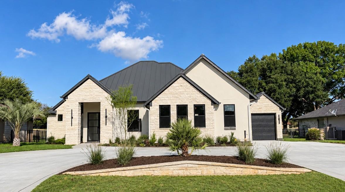 114 Meadowlakes Dr, Meadowlakes, TX, 78654