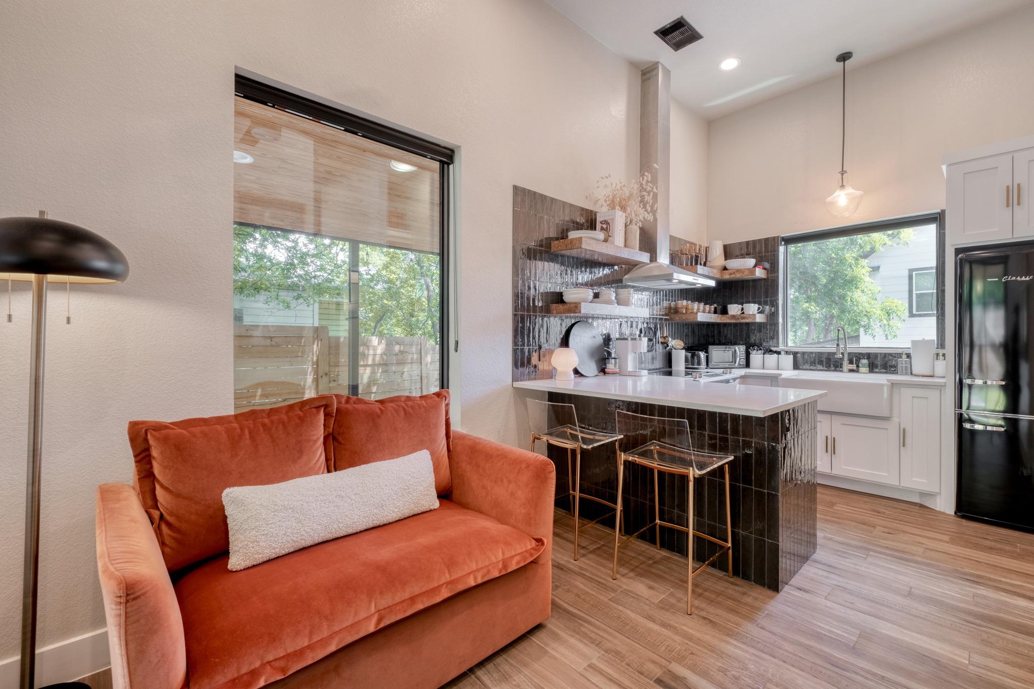 1904 E 16th St #2, Austin, TX, 78702