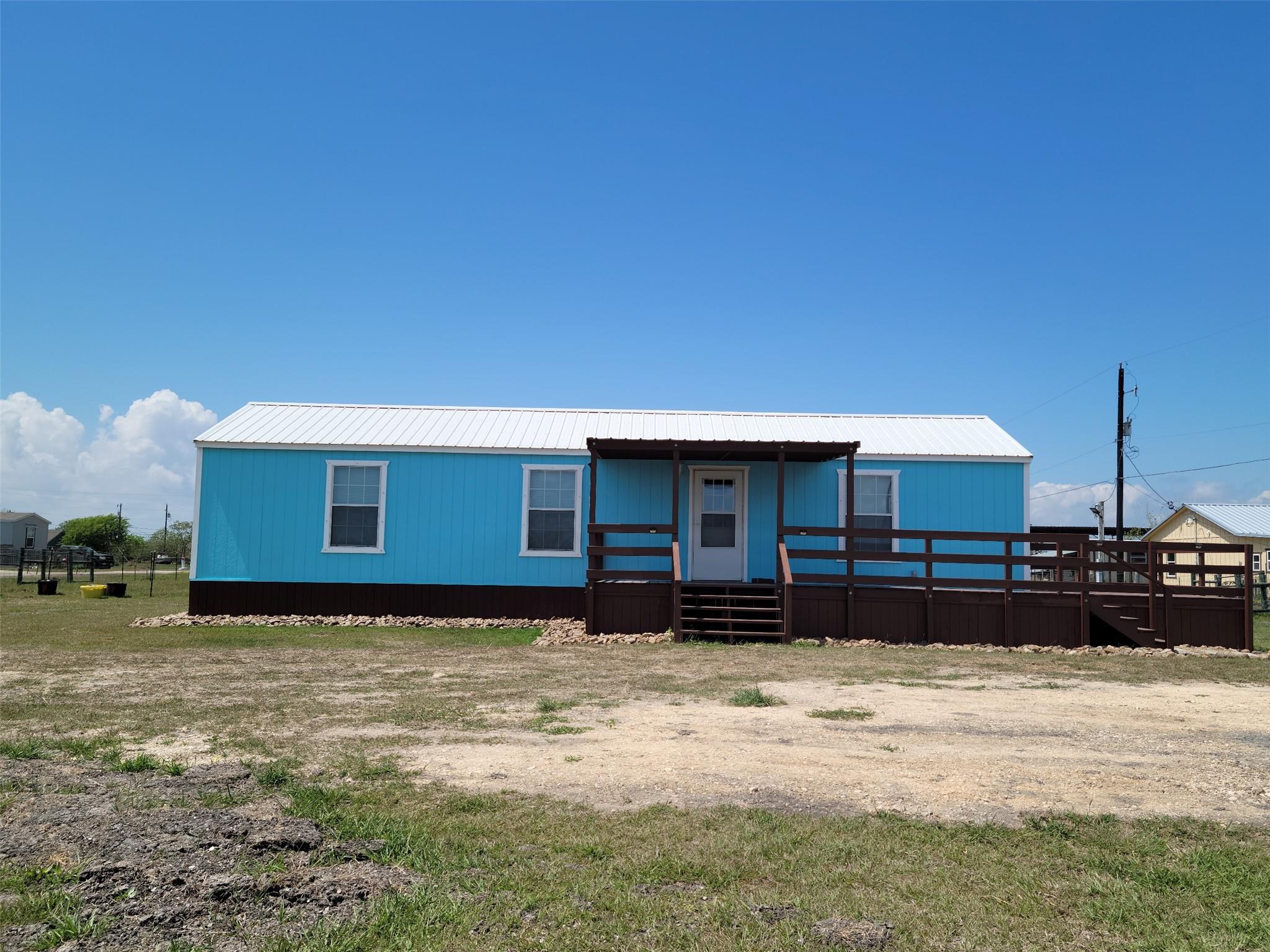 1102 Toledo St, Seadrift, TX, 77983