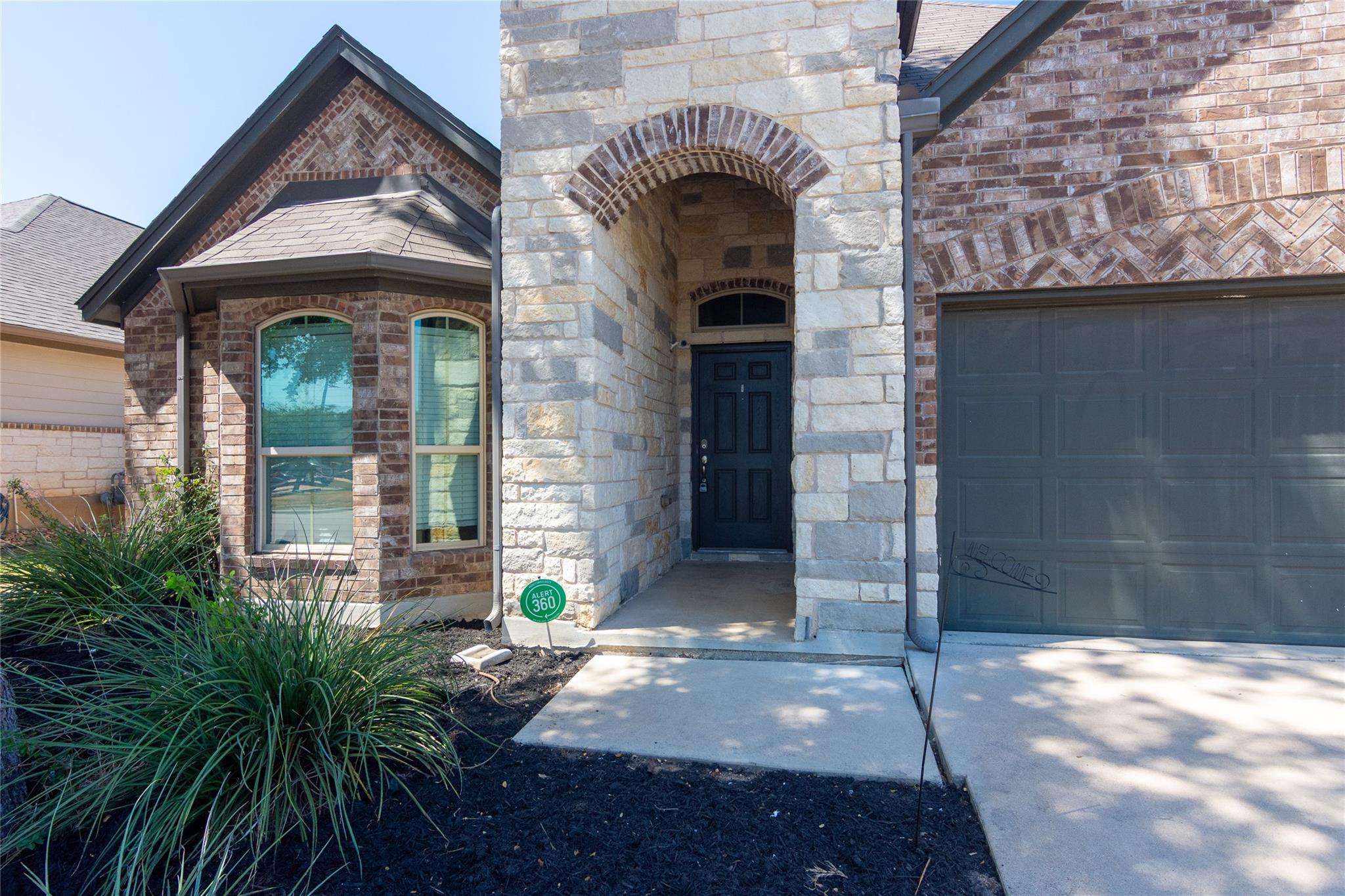 1916 Bobbywoods Ln, Manchaca, TX, 78652