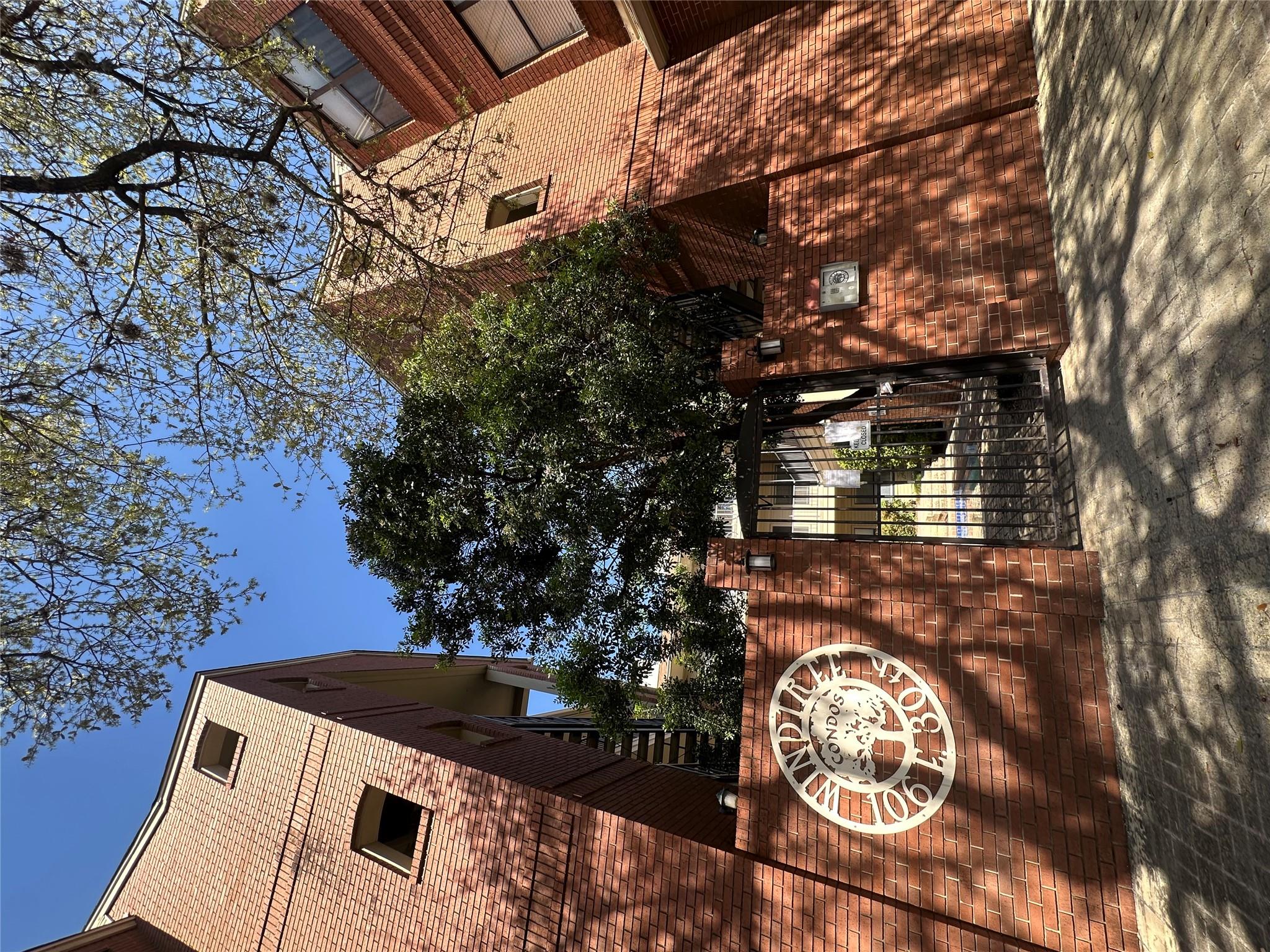 106 E 30th St #203, Austin, TX, 78705