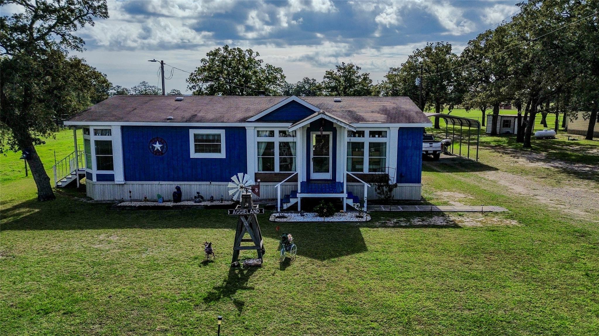 1119 County Road 137 None, Ledbetter, TX, 78946