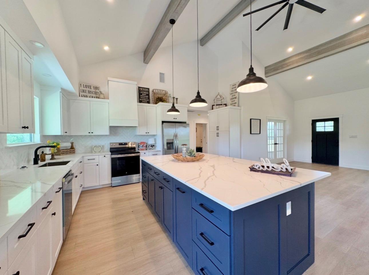 1294 Private Road 7037 None, Lexington, TX, 78947