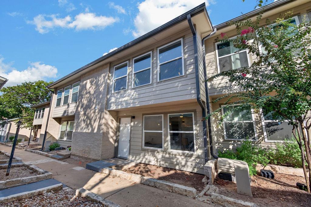 2124 Burton Dr #133, Austin, TX, 78741